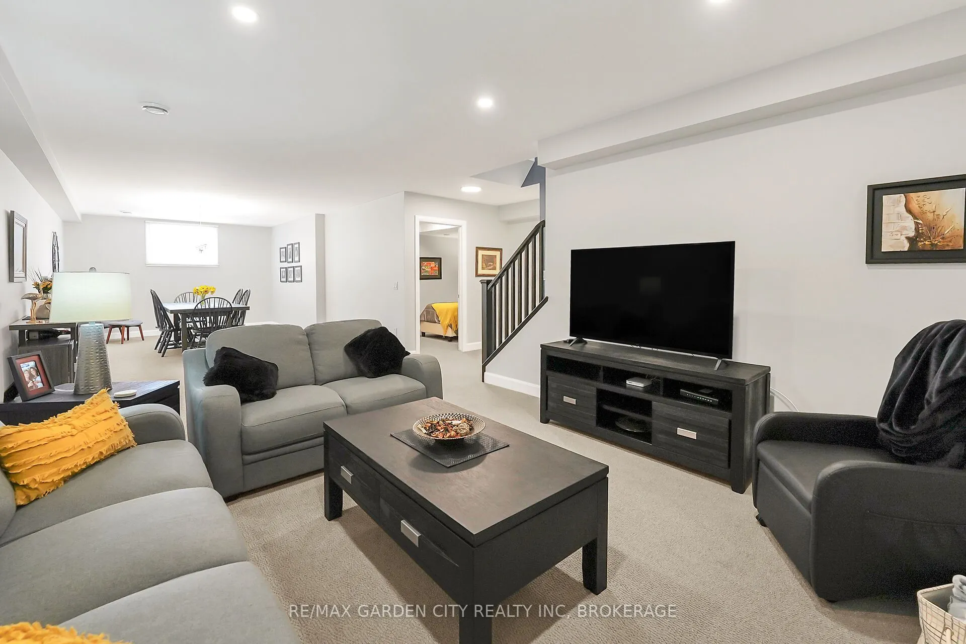 3 Campbell Street