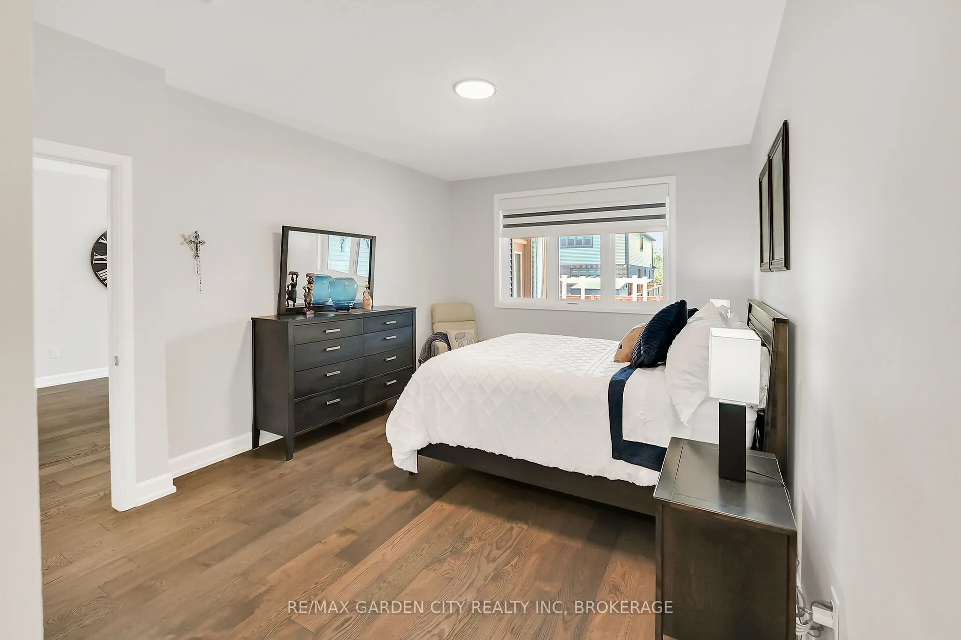 3 Campbell Street