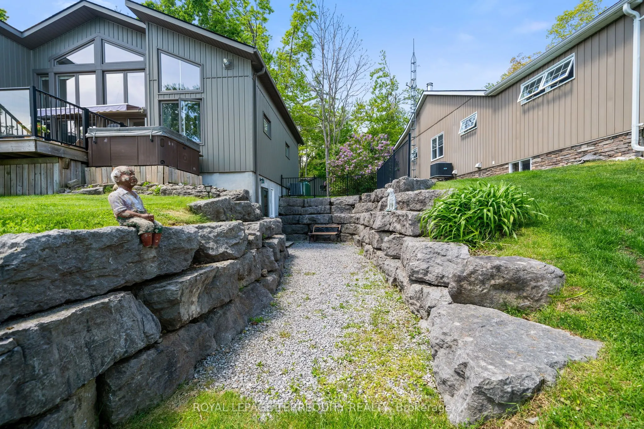 18 Miller Road