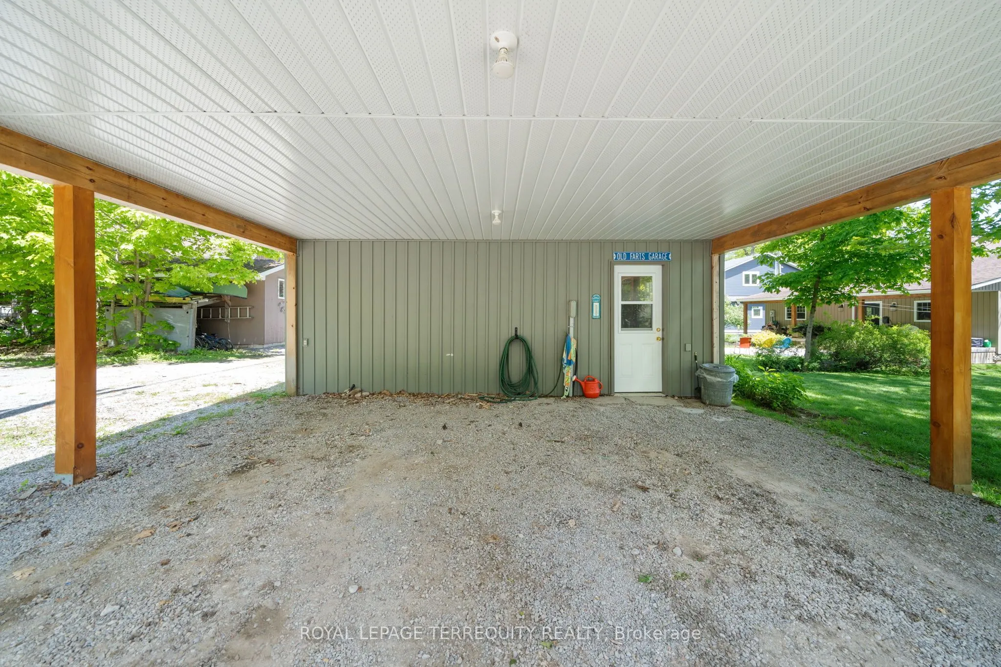 18 Miller Road
