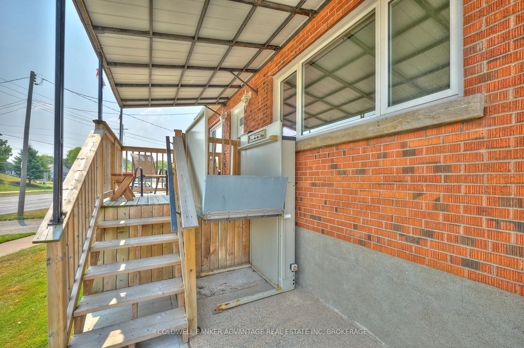 323 Niagara Street