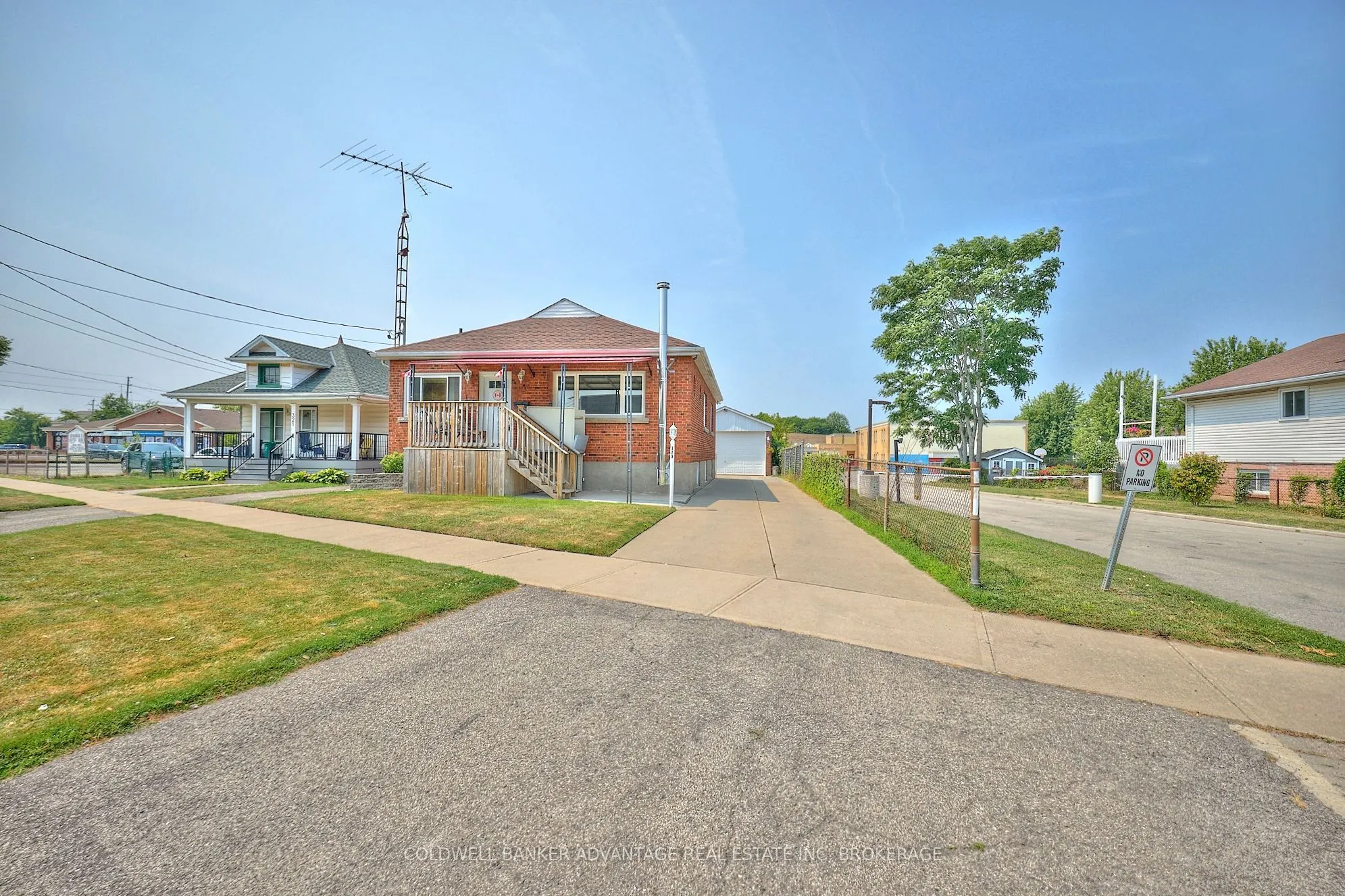 323 Niagara Street