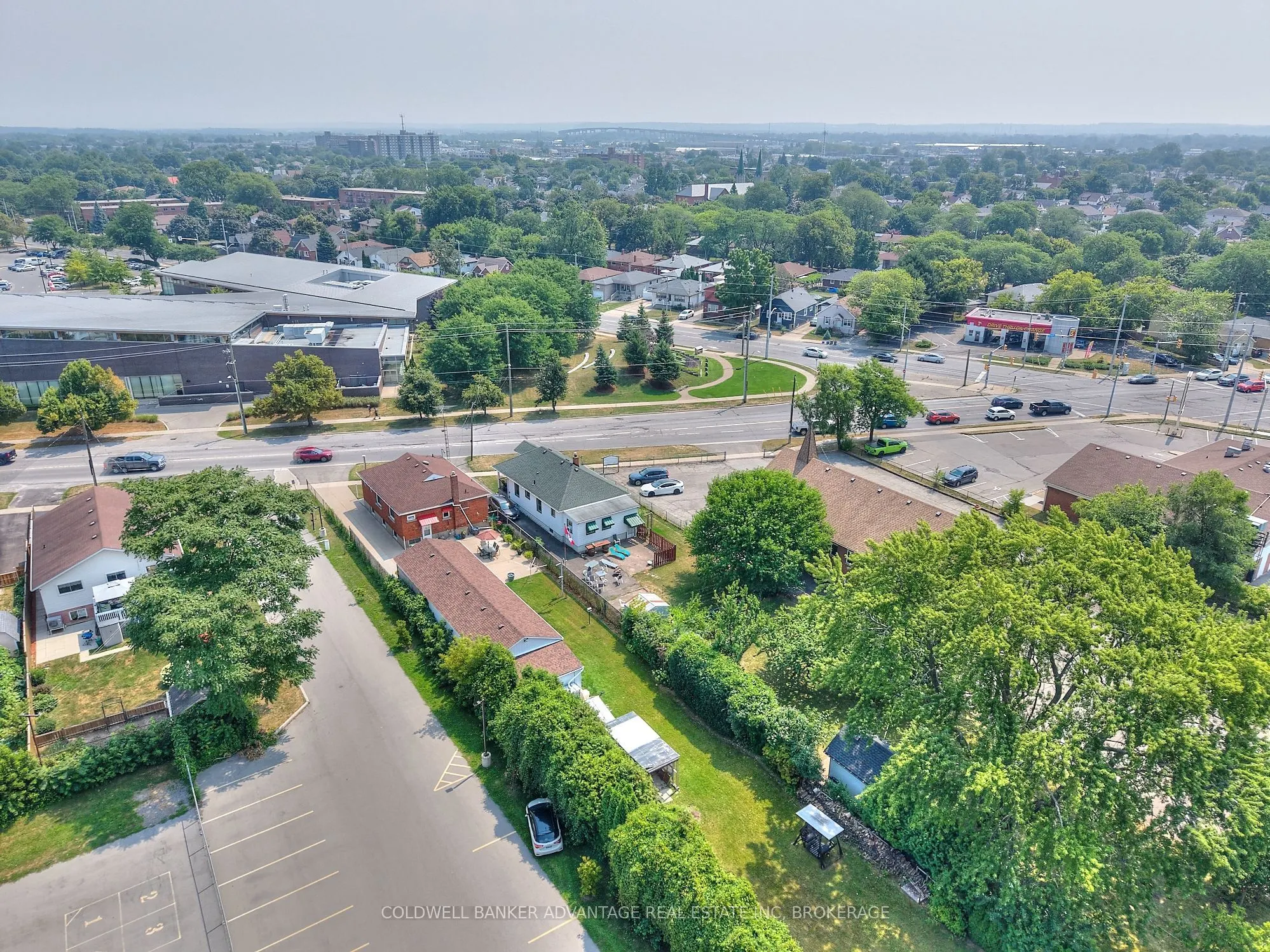 323 Niagara Street