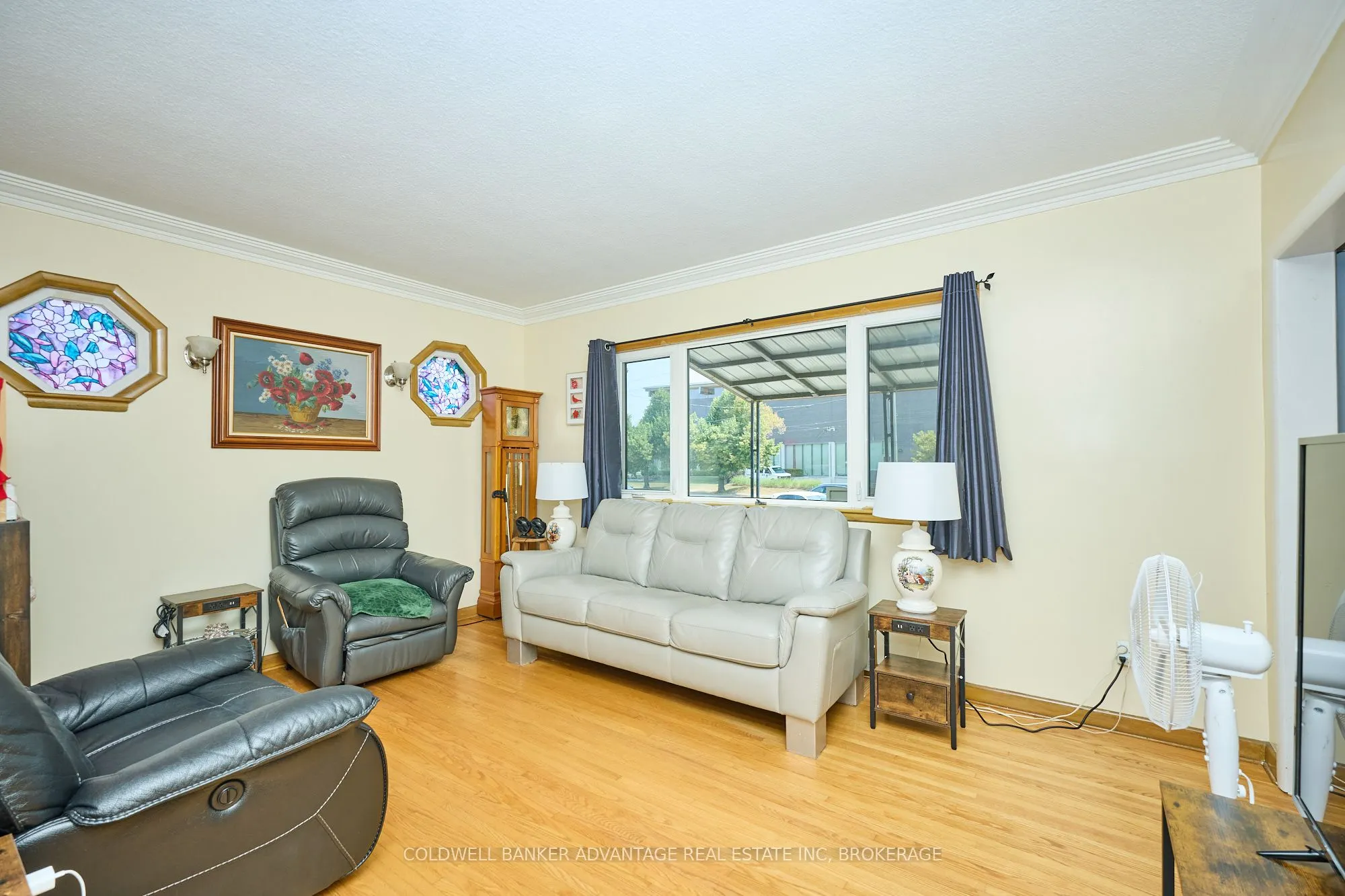 323 Niagara Street