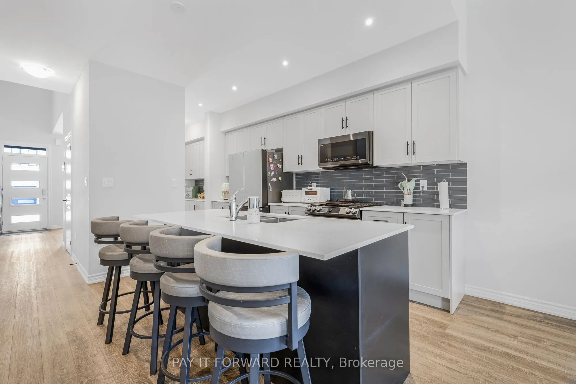 30 Bensley Lane