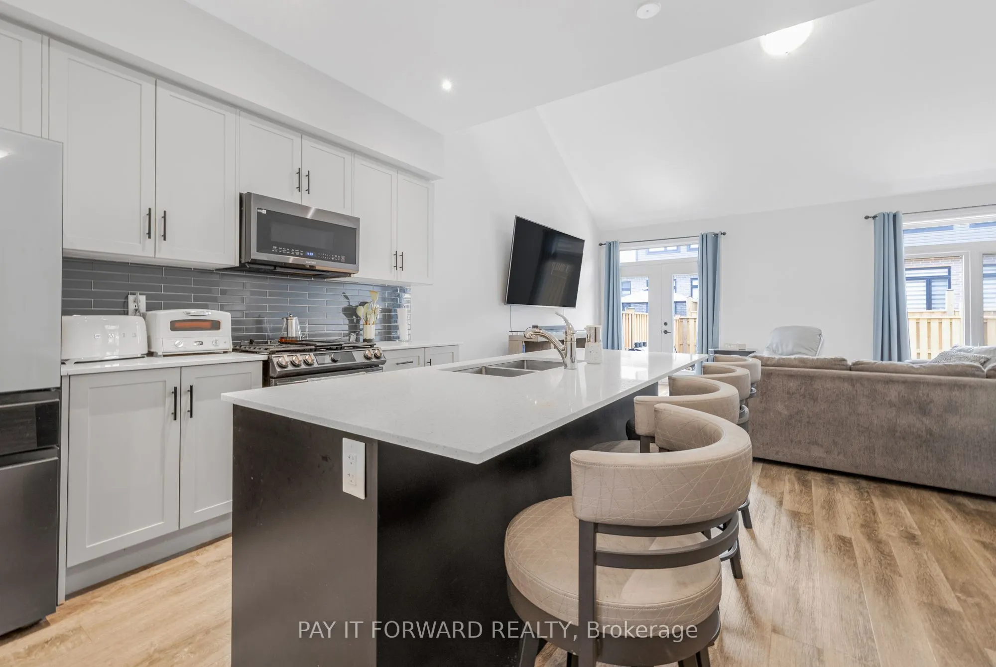 30 Bensley Lane