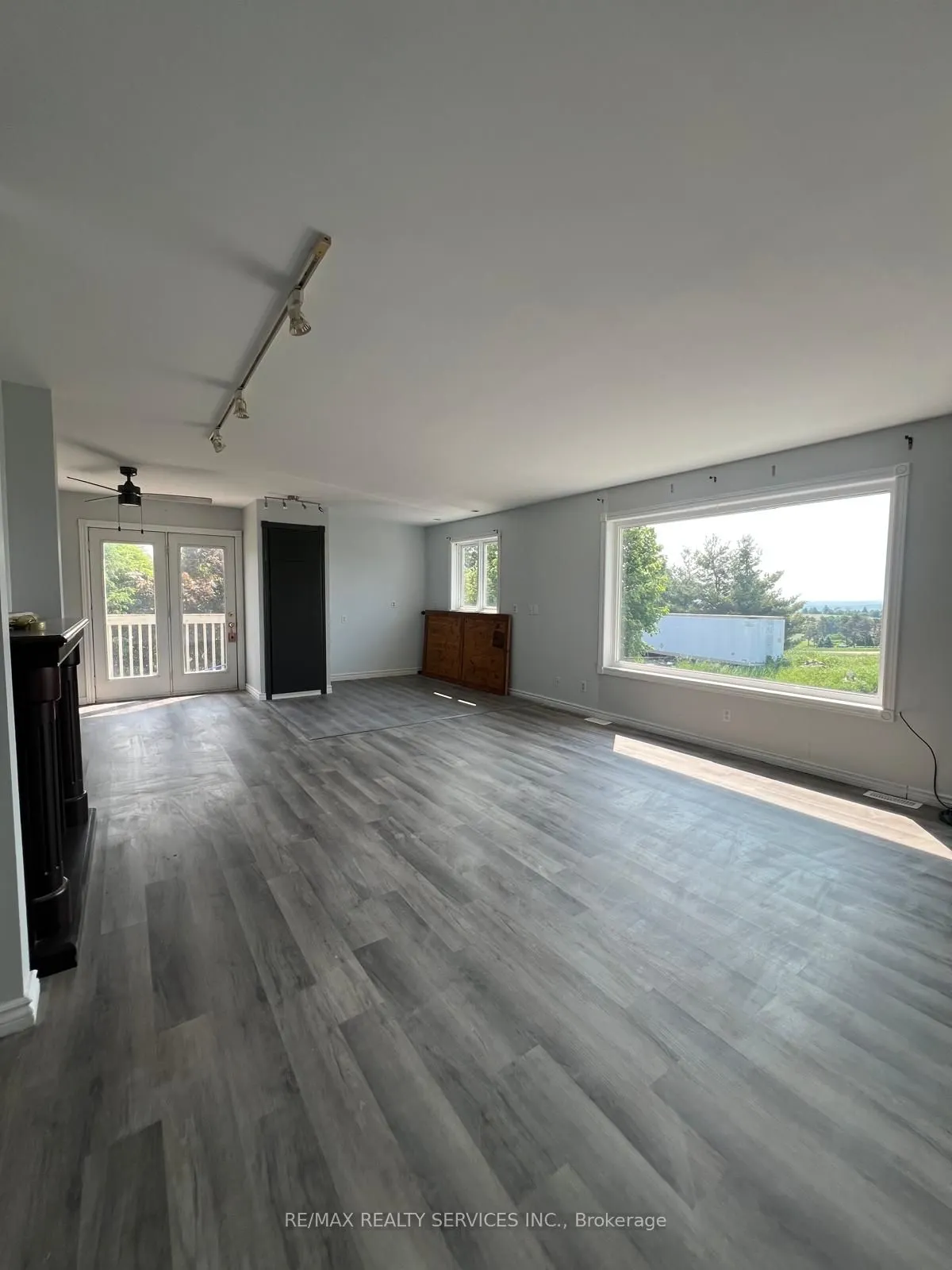 995486 Mono-Adjala Townline