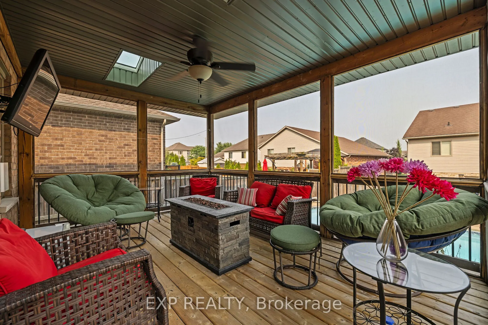 6540 Richard Crescent