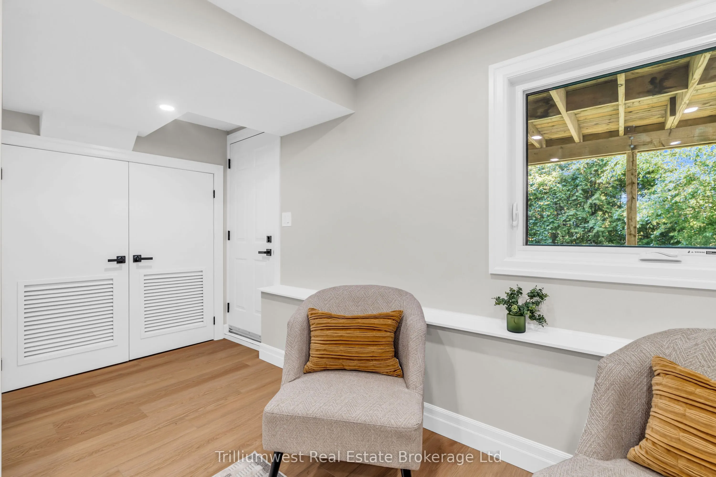 8 Chadwick Avenue
