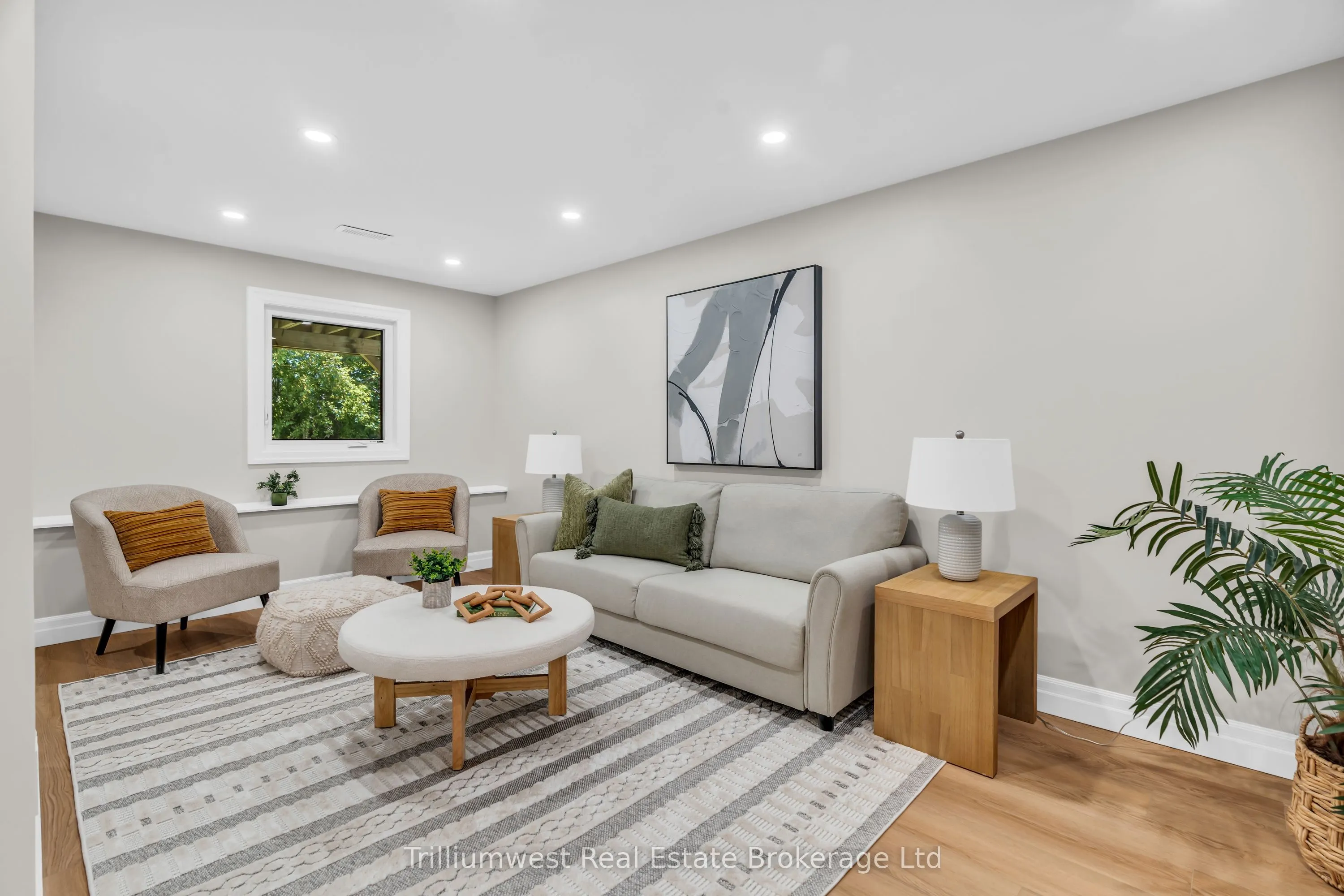 8 Chadwick Avenue
