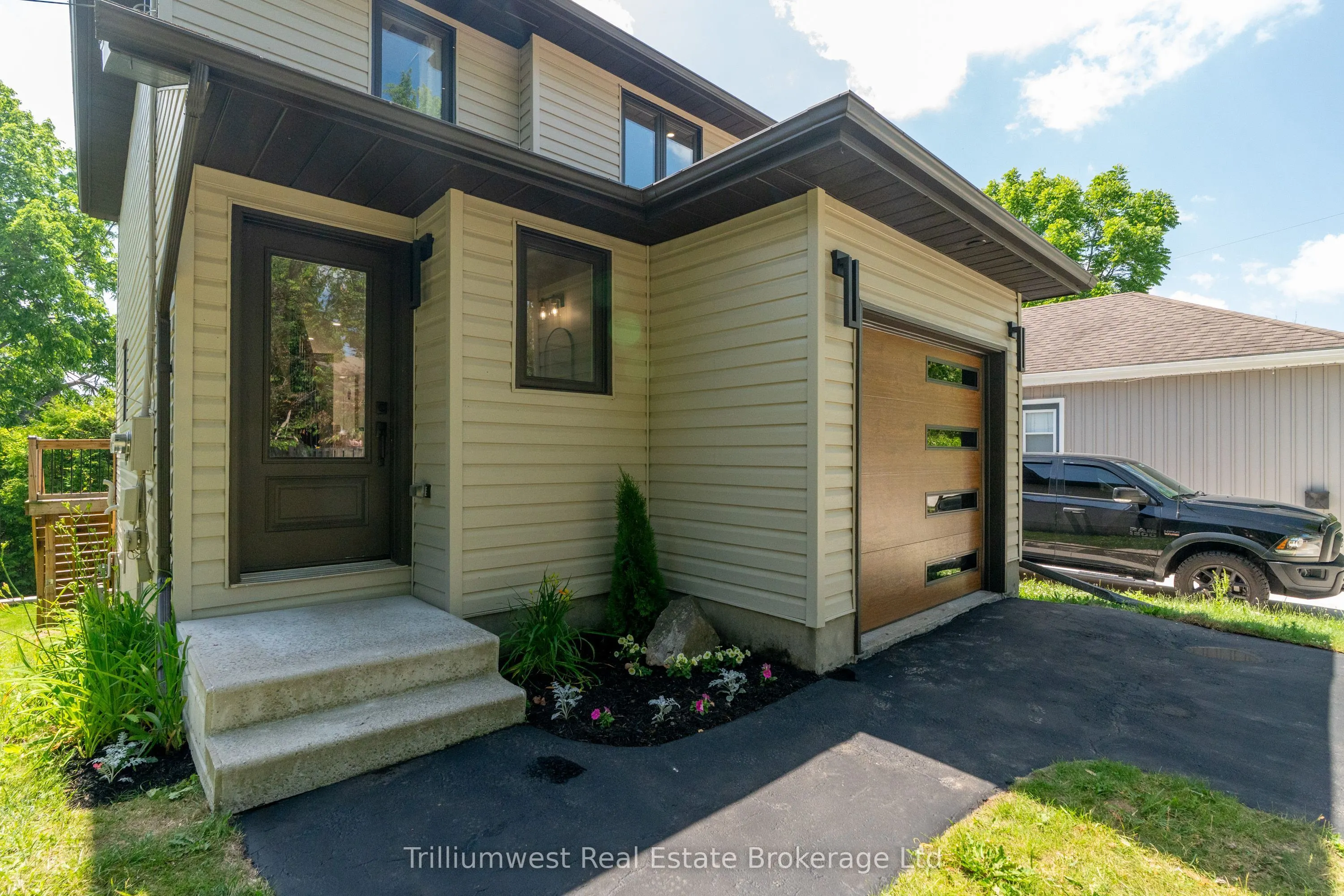 8 Chadwick Avenue