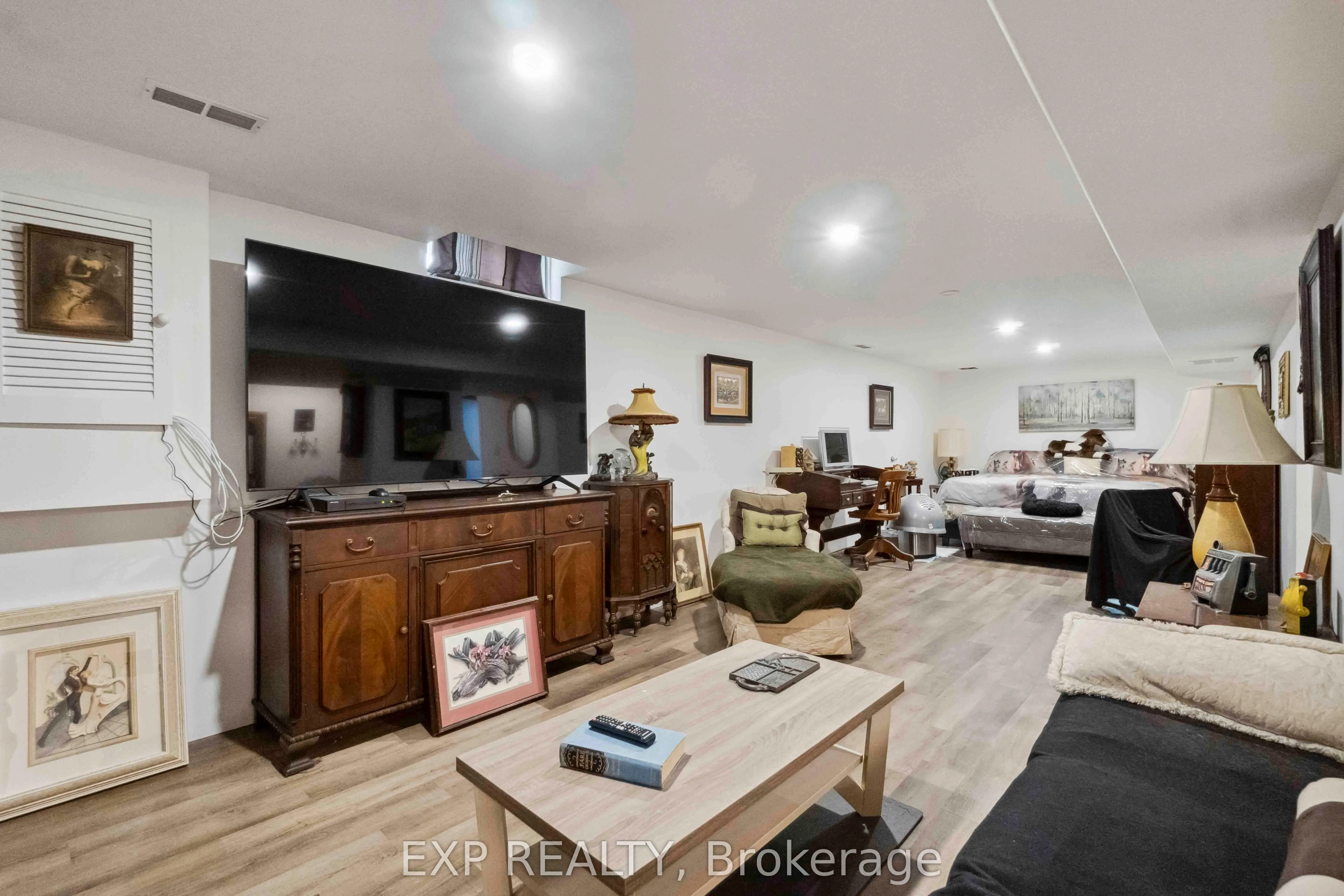 2092 Legrand Crescent