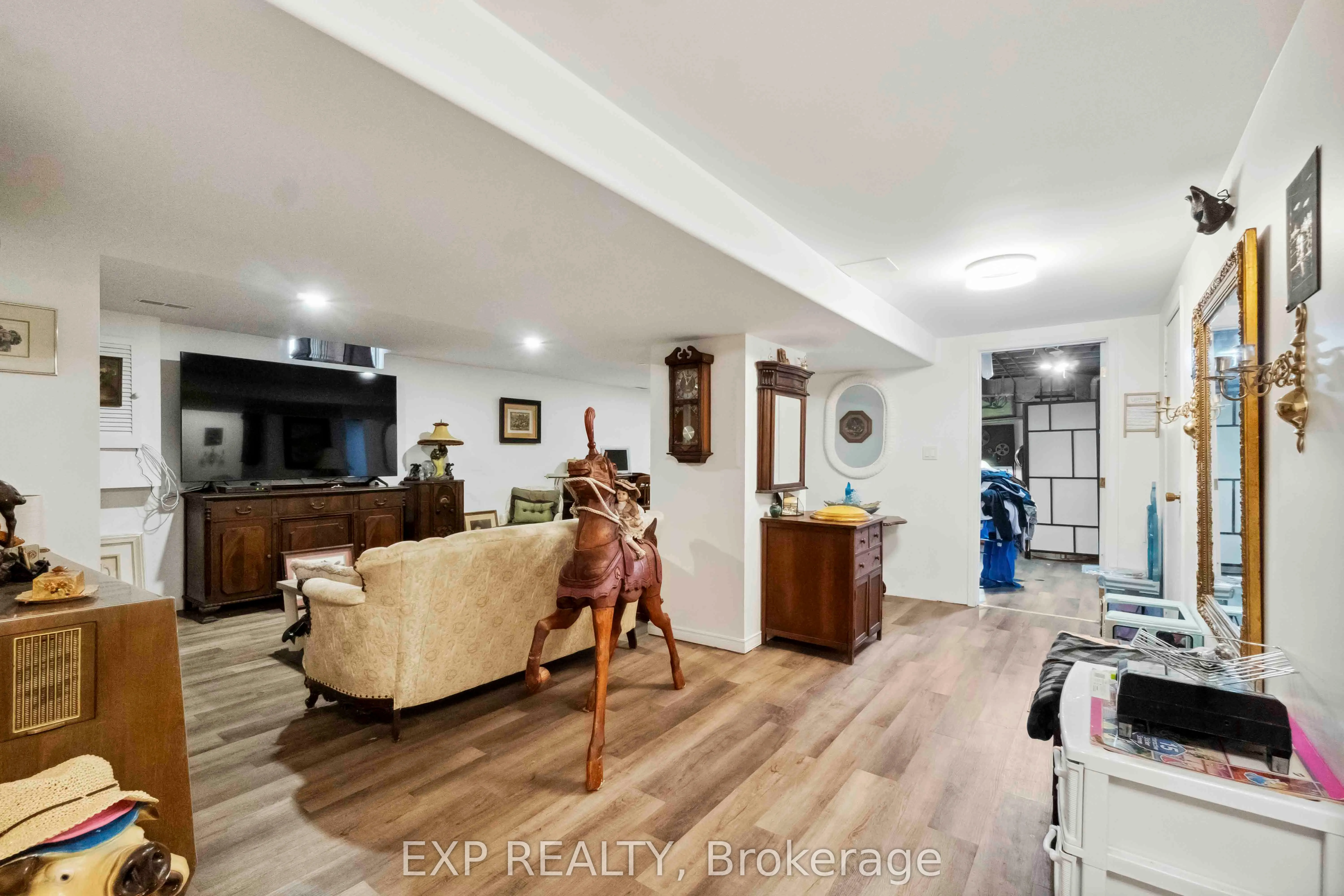 2092 Legrand Crescent