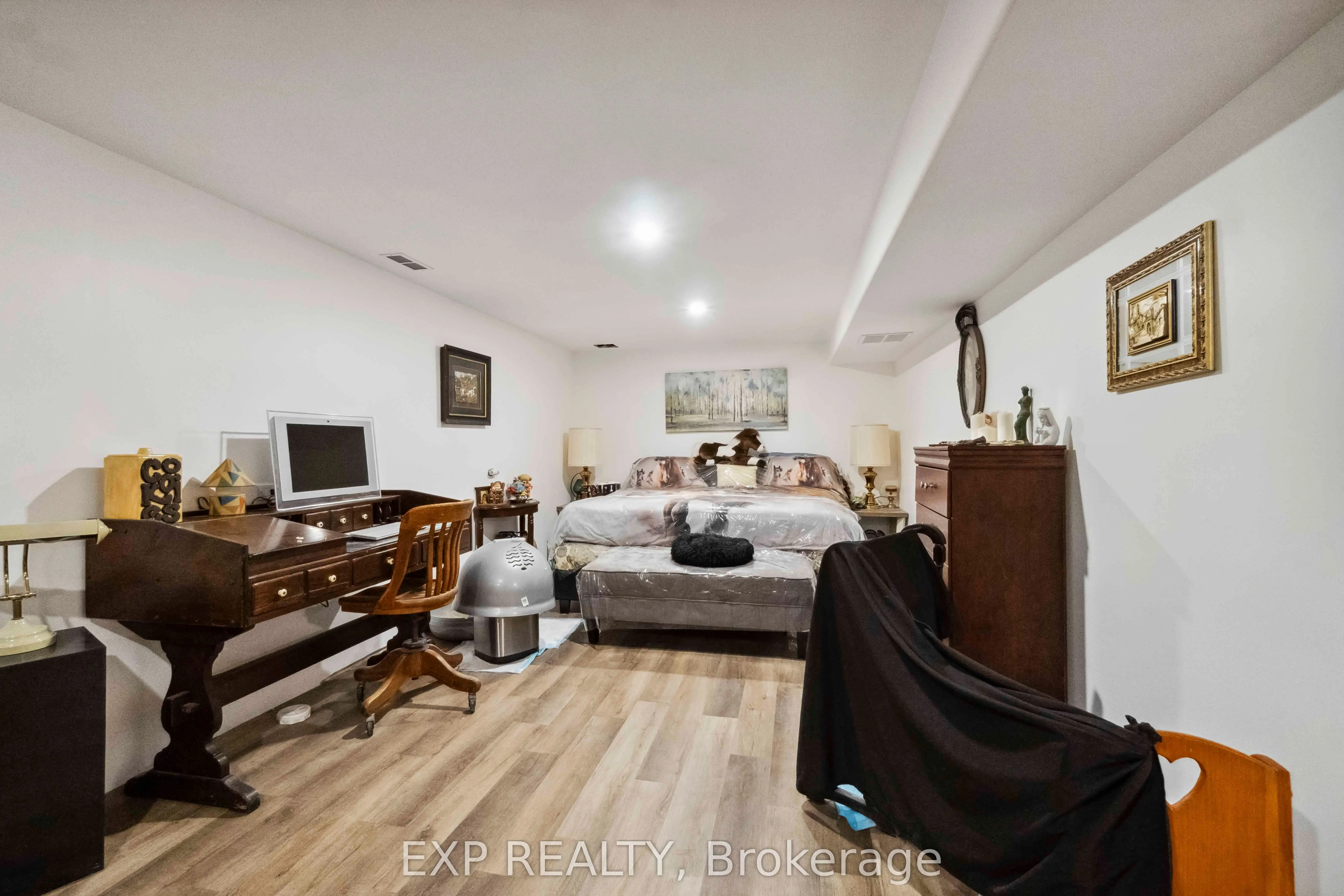 2092 Legrand Crescent