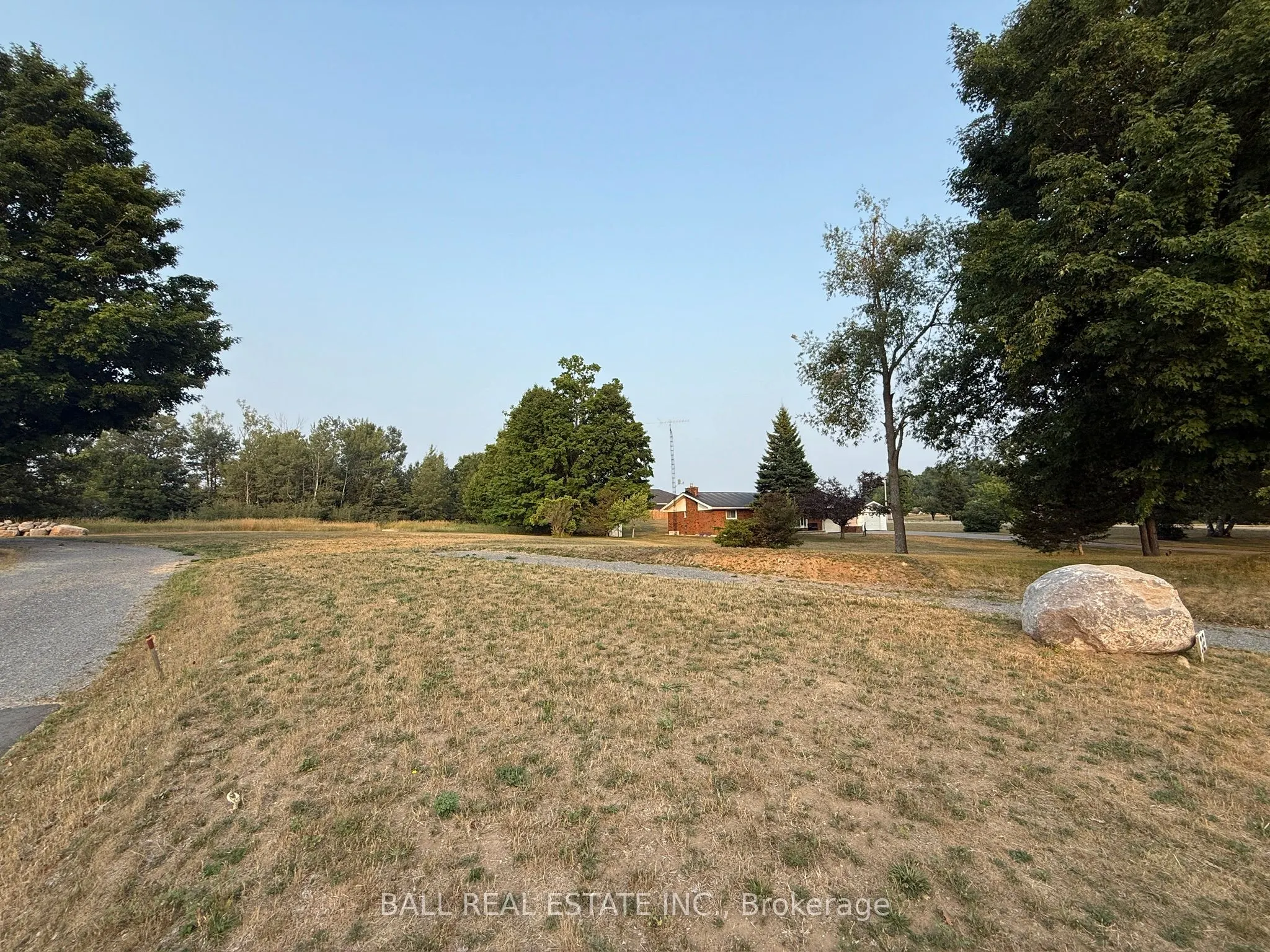 32 Concession Street