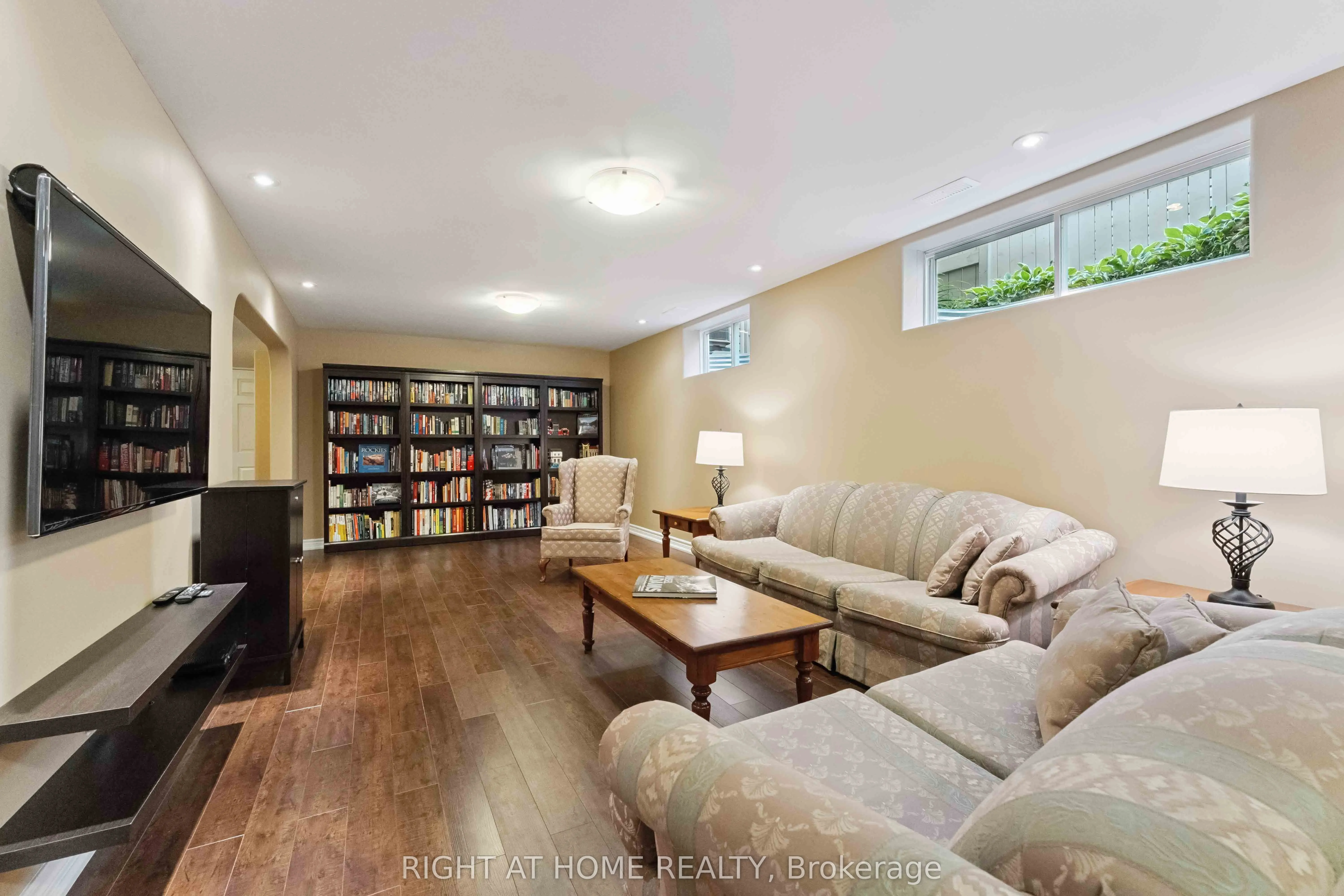 220 Celtic Ridge Crescent