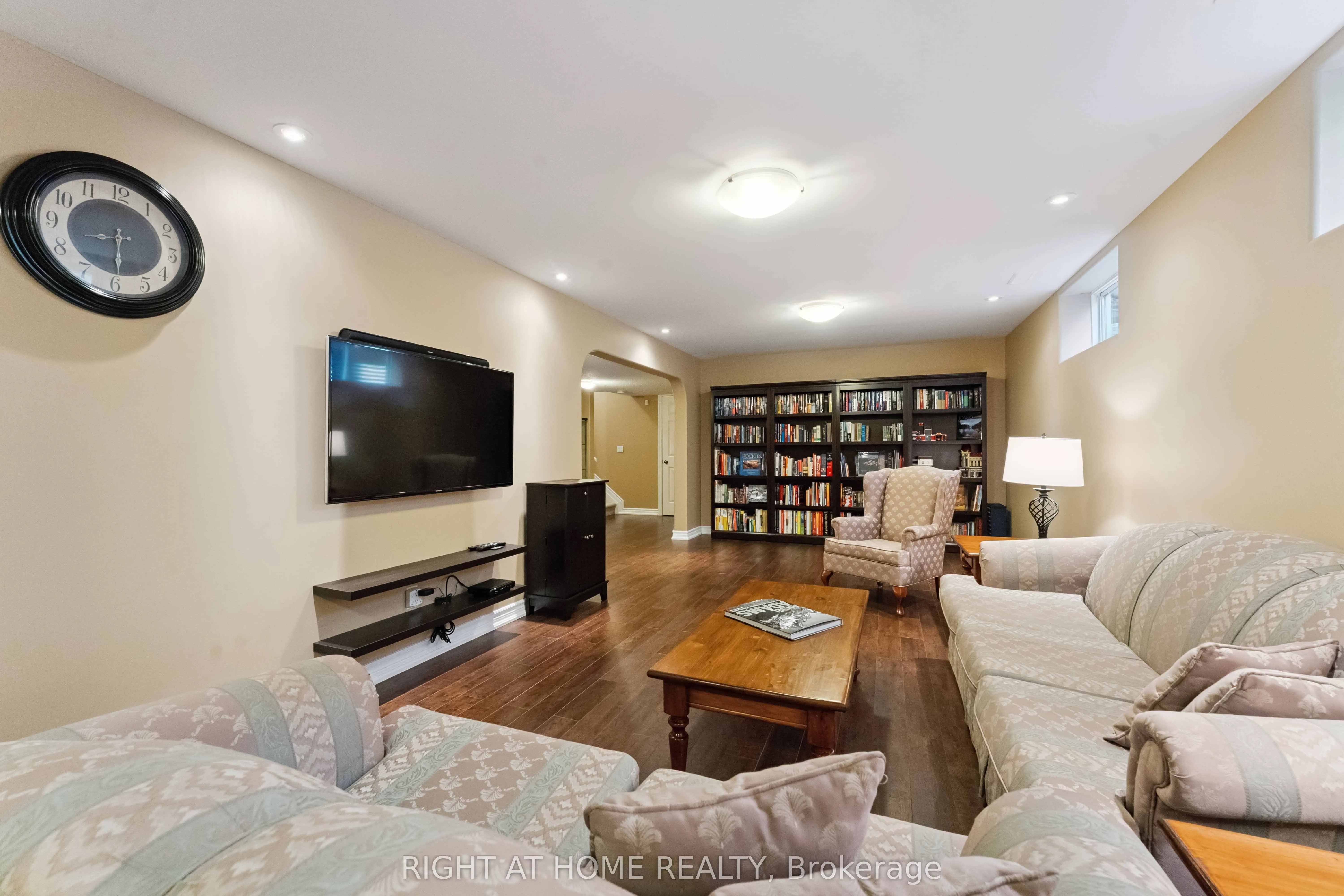 220 Celtic Ridge Crescent
