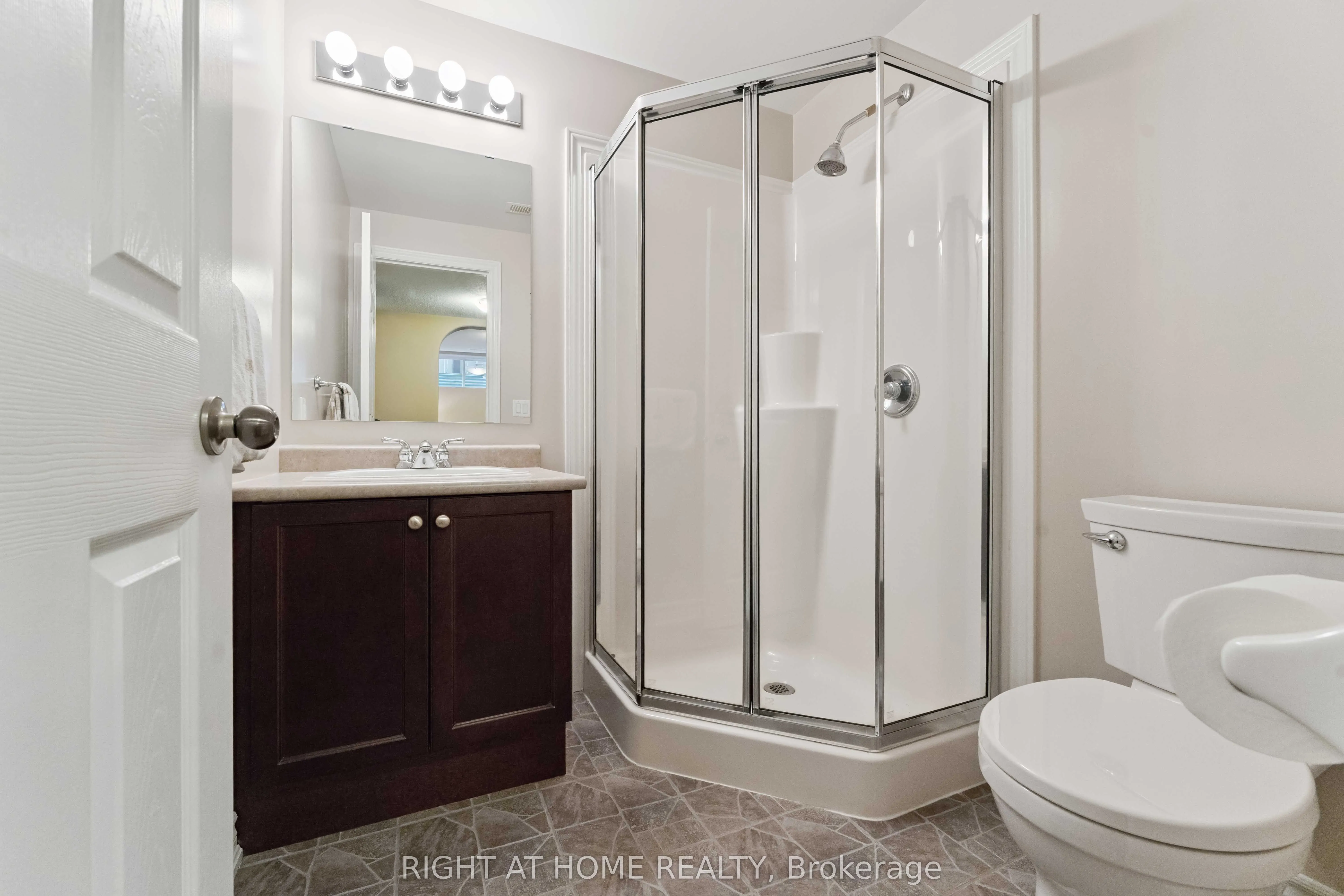 220 Celtic Ridge Crescent