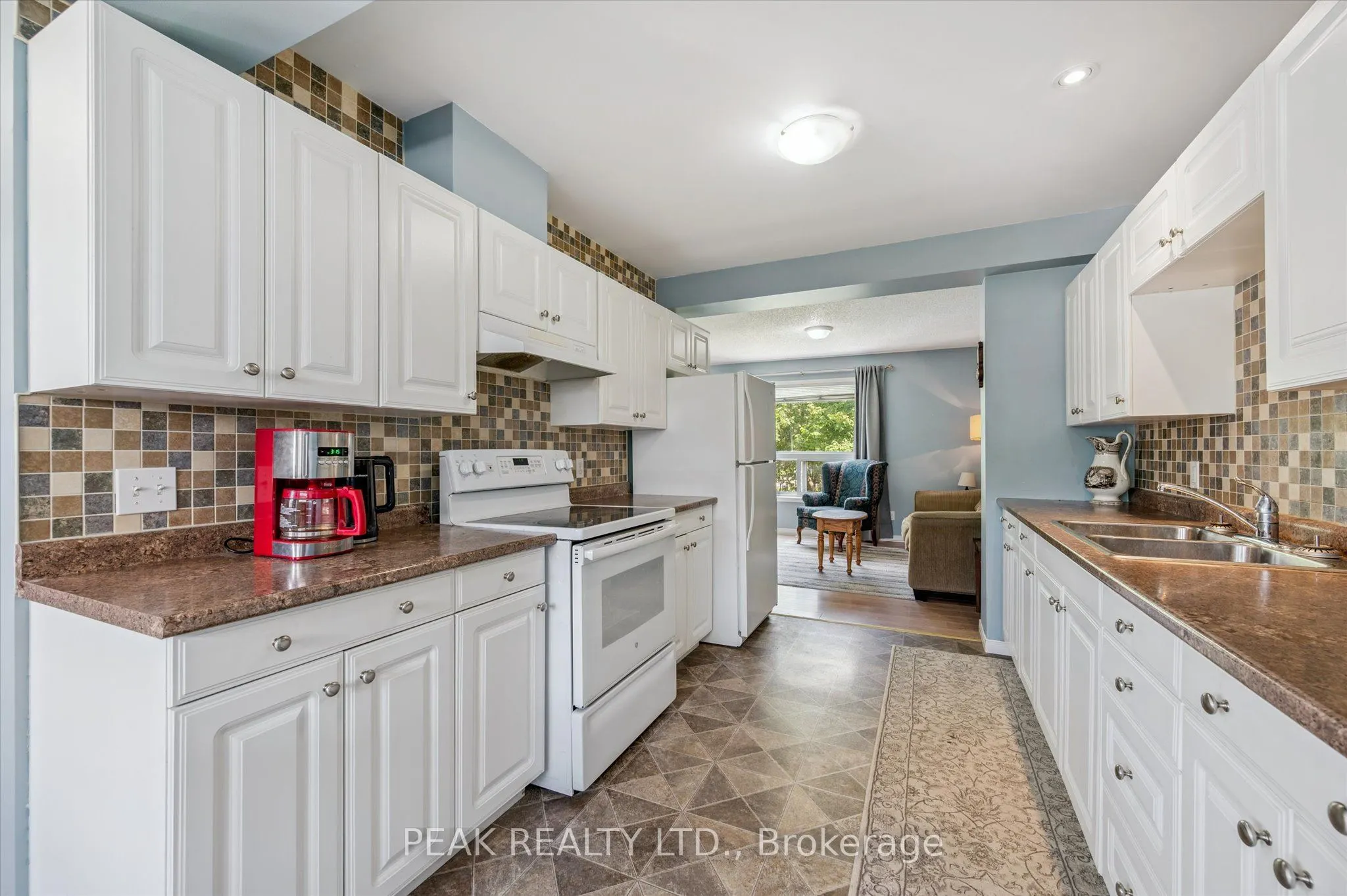 23 Howe Drive, #8
