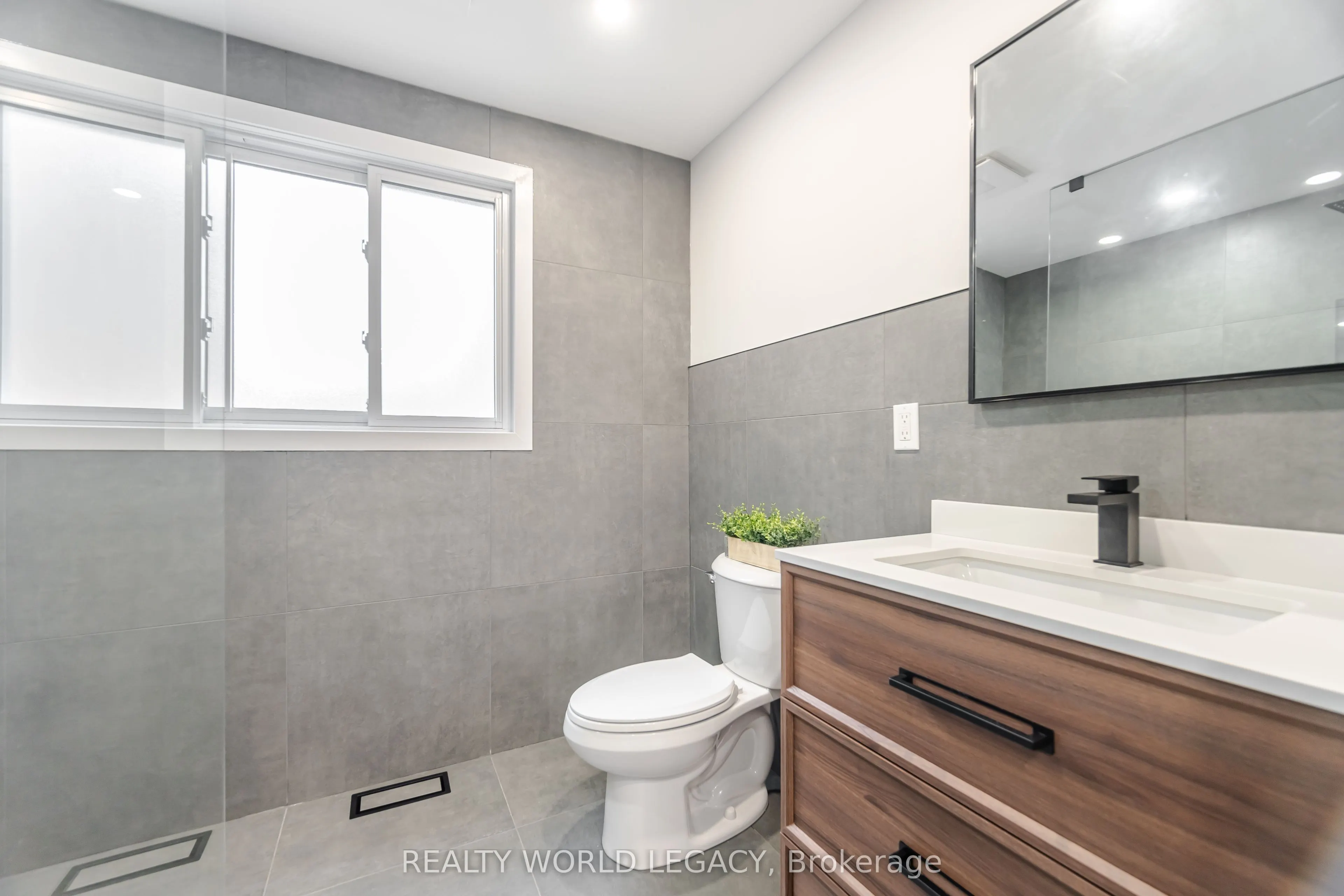 20 Roseneath Crescent