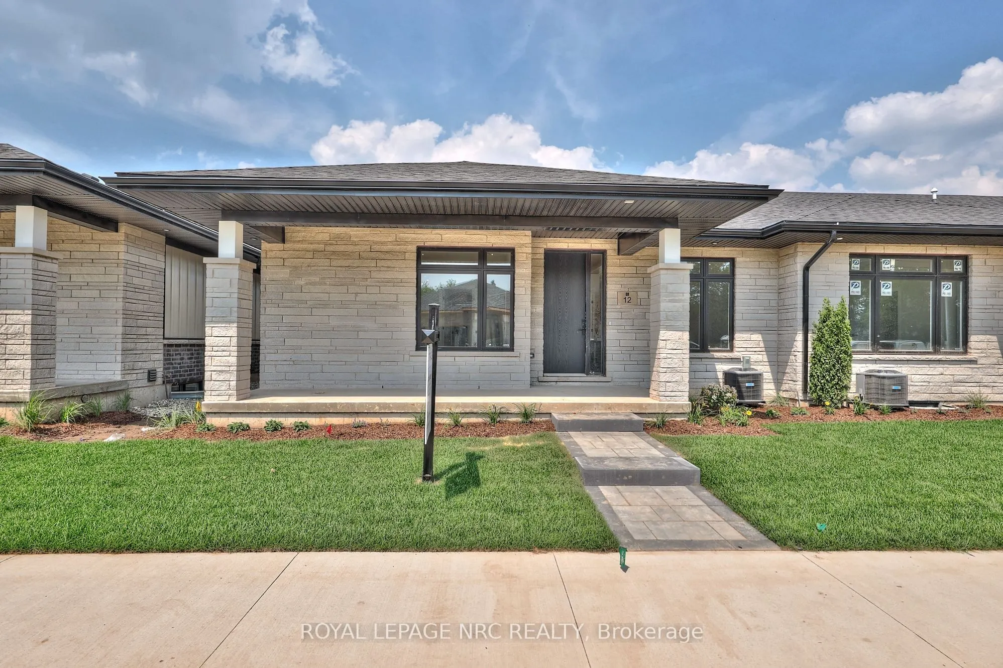 12 Accursi Crescent