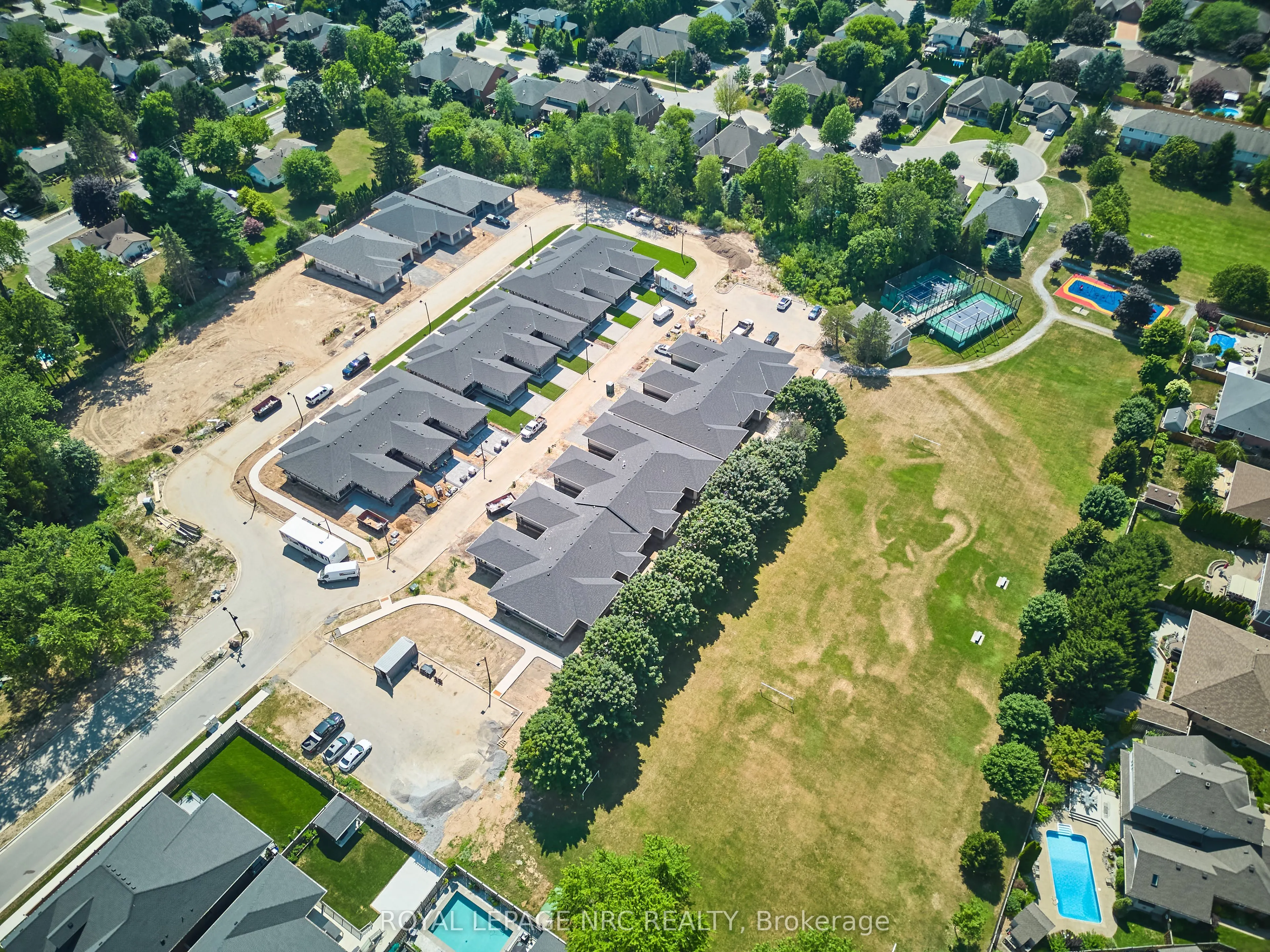 12 Accursi Crescent