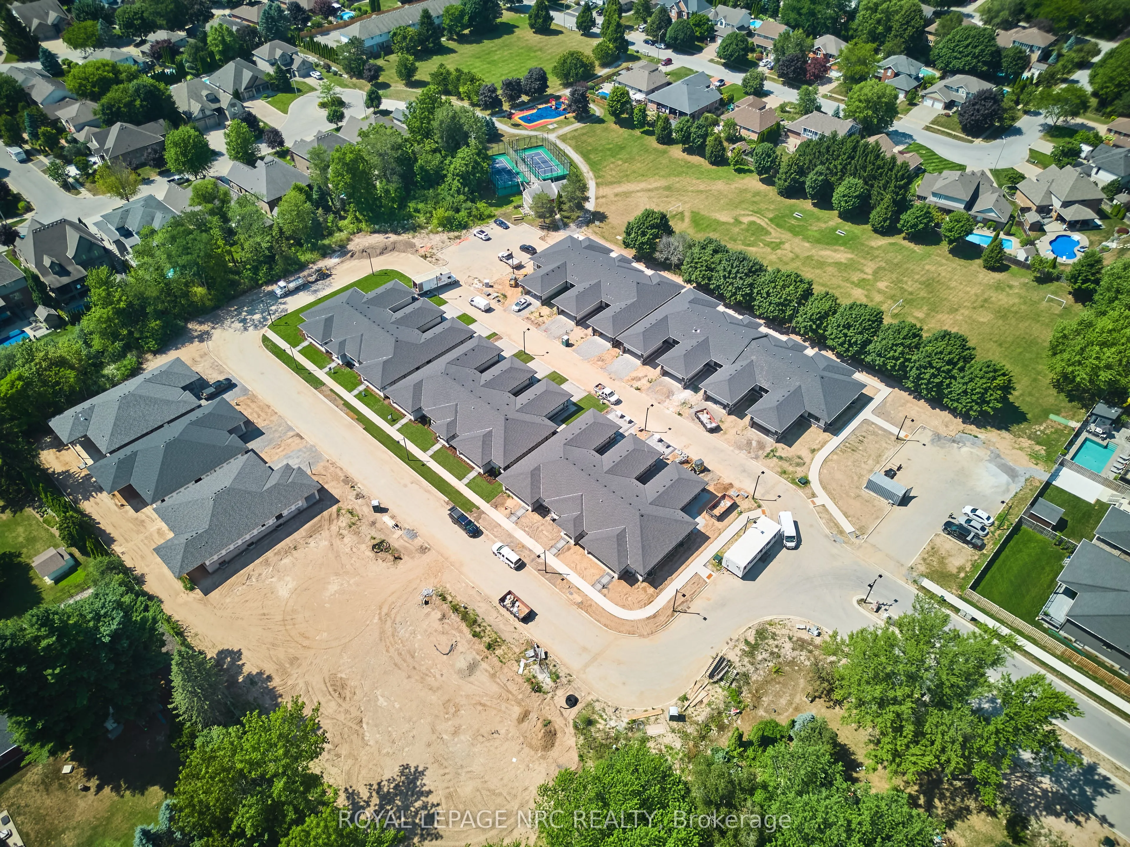 12 Accursi Crescent