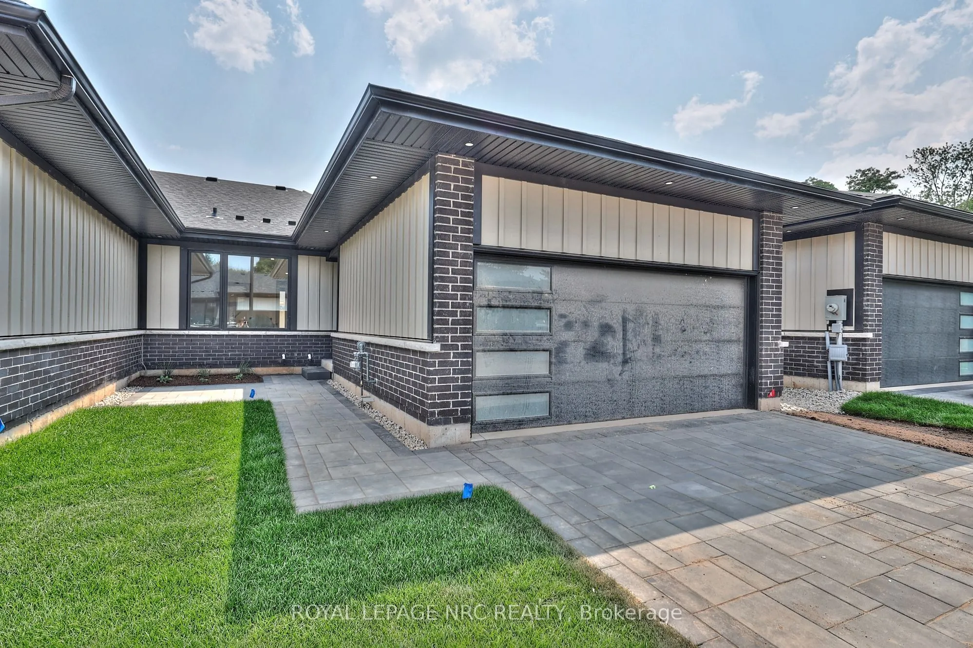 12 Accursi Crescent