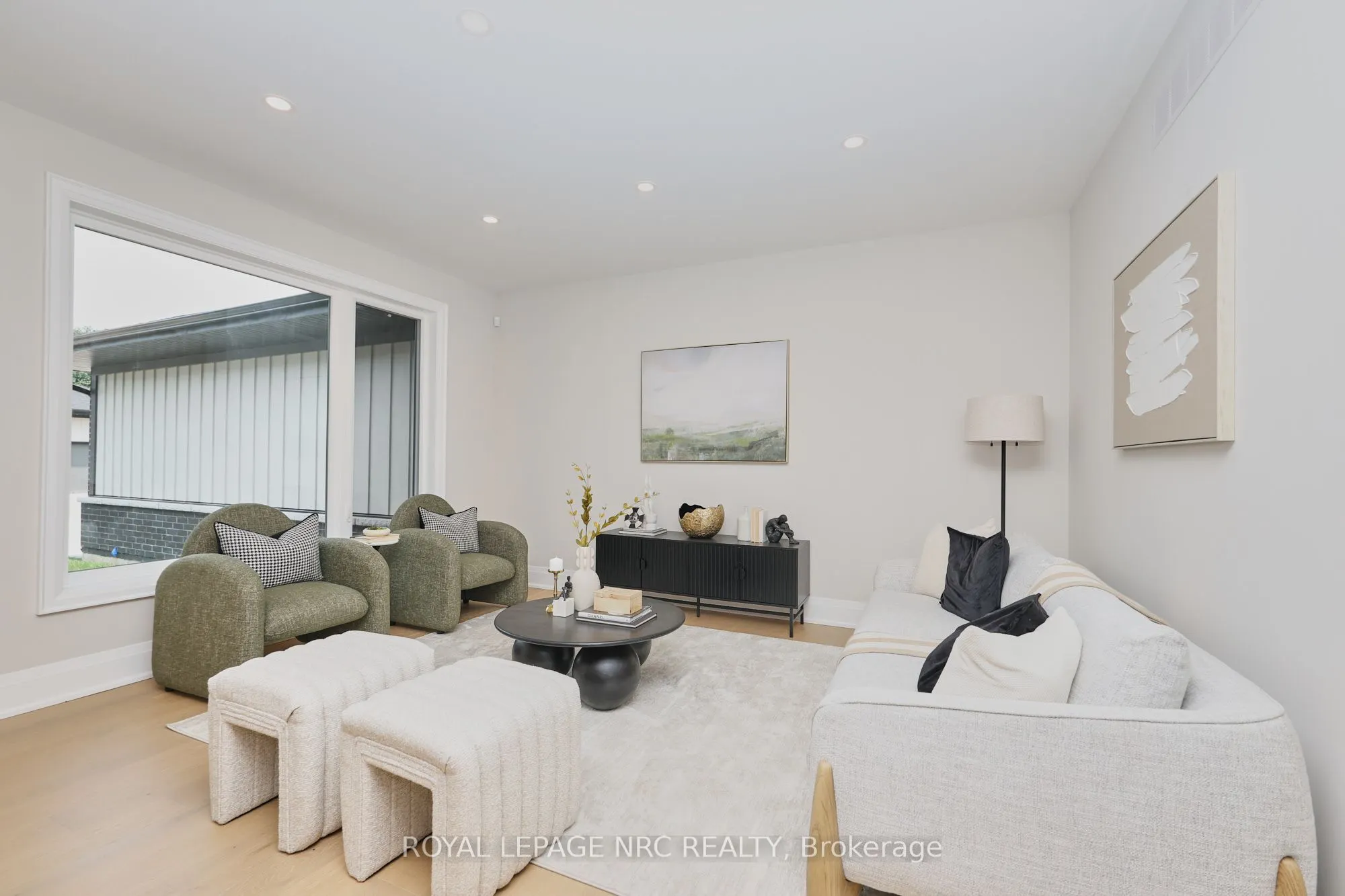 12 Accursi Crescent