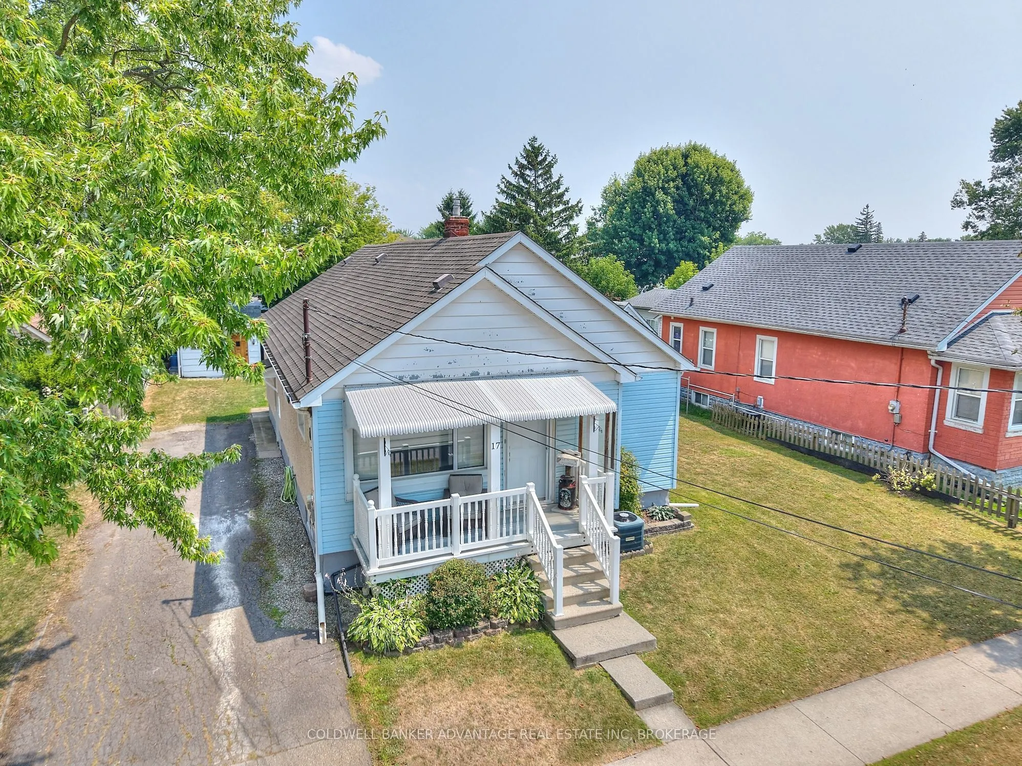 17 CLIFFORD Avenue