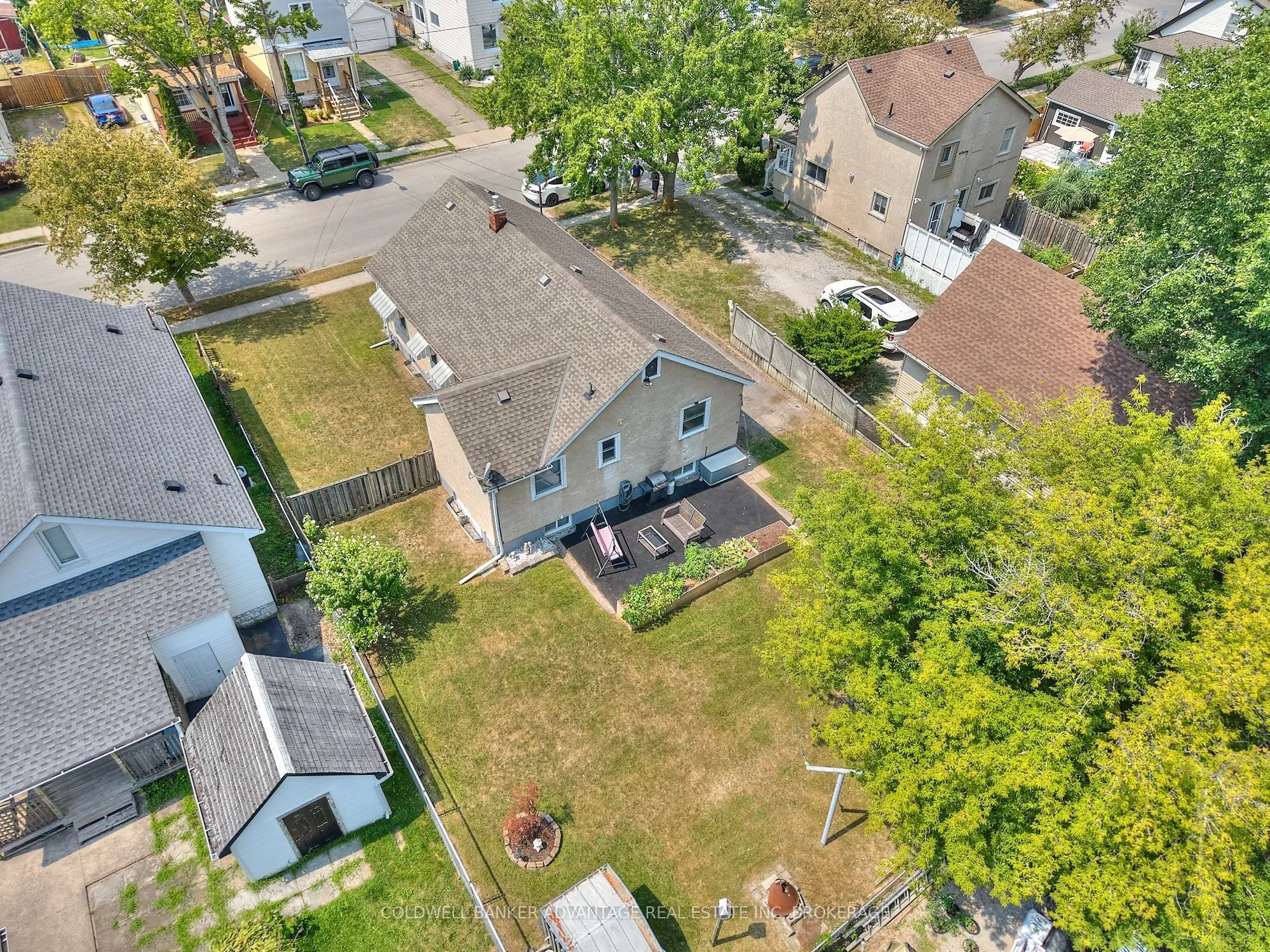17 CLIFFORD Avenue