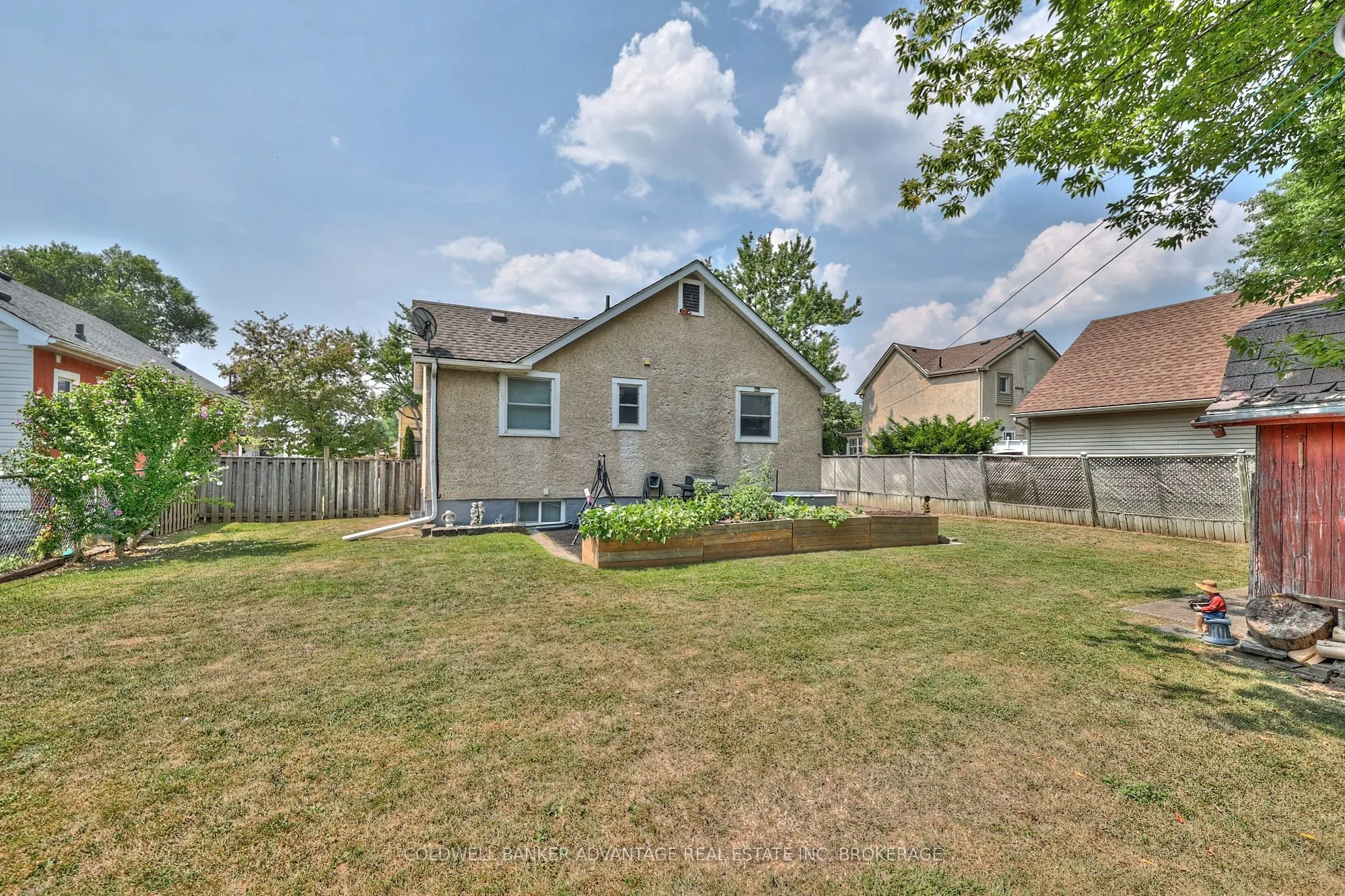 17 CLIFFORD Avenue