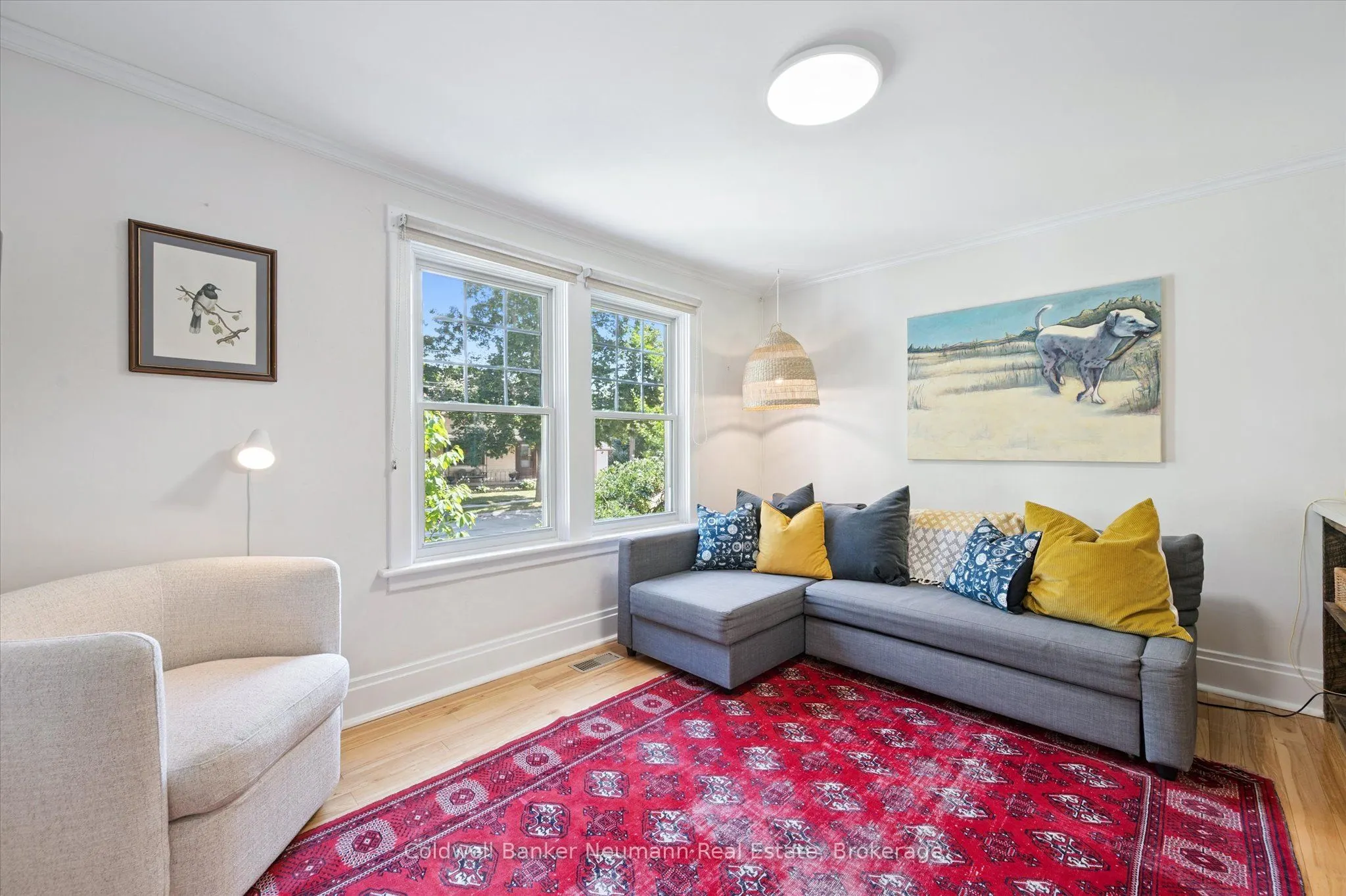 27 Lawrence Avenue