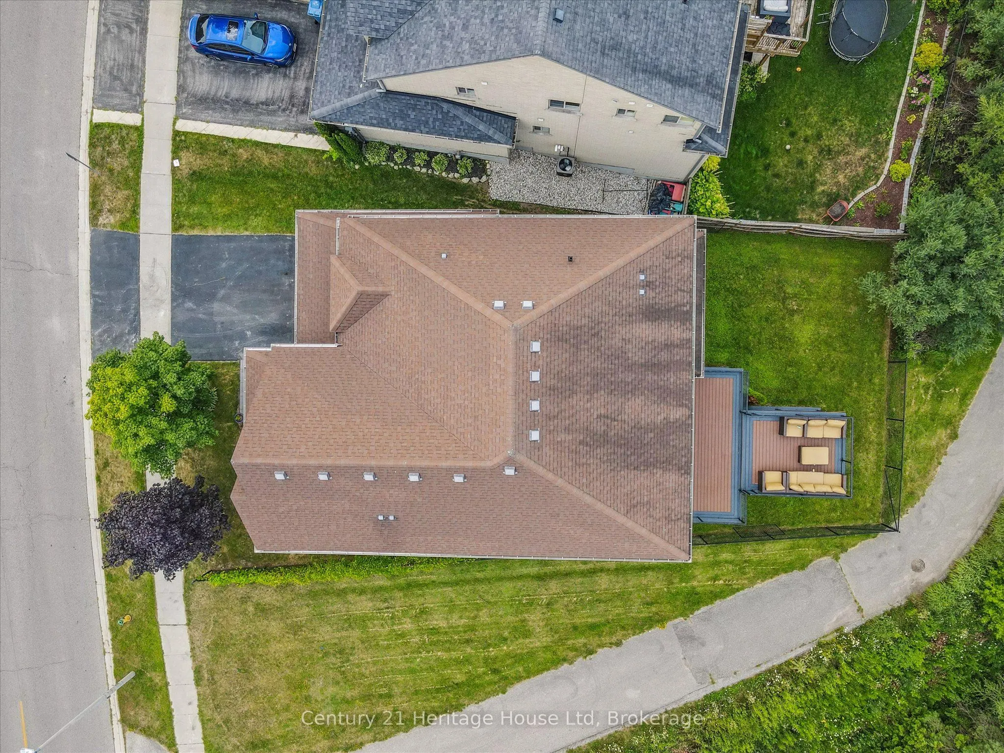 76 Zaduk Place