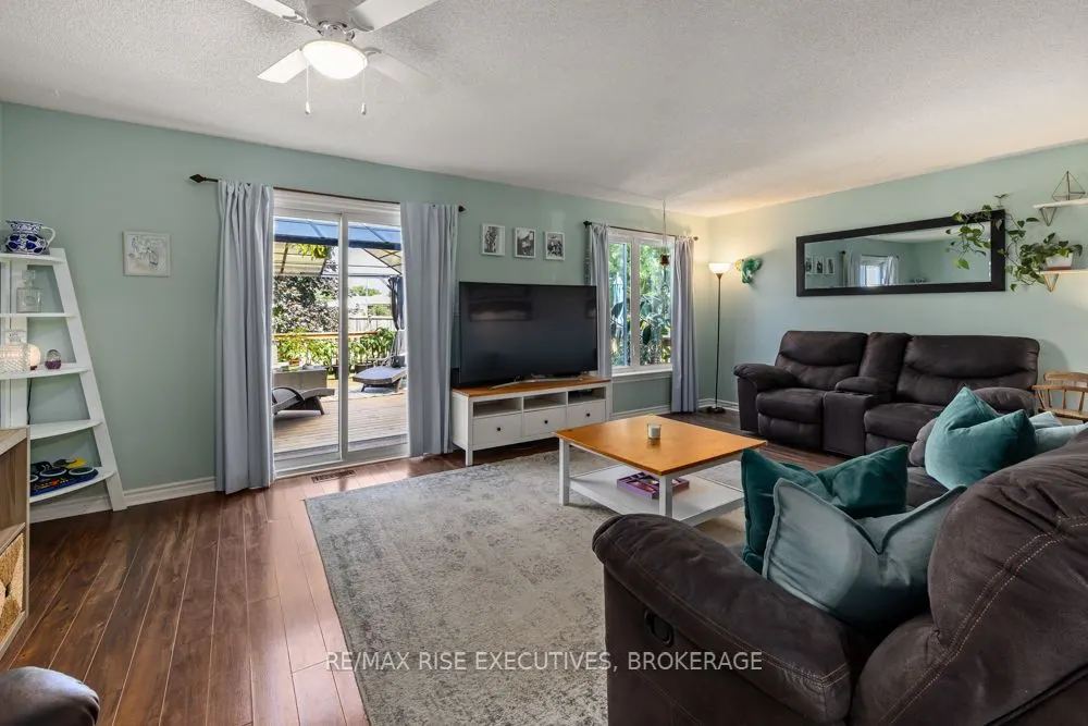 105 McKeown Crescent