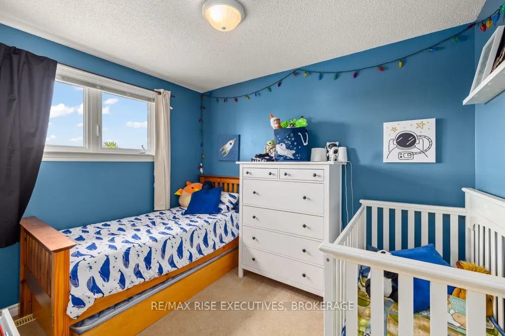 105 McKeown Crescent