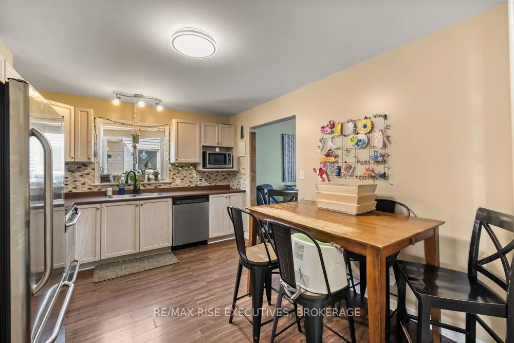 105 McKeown Crescent