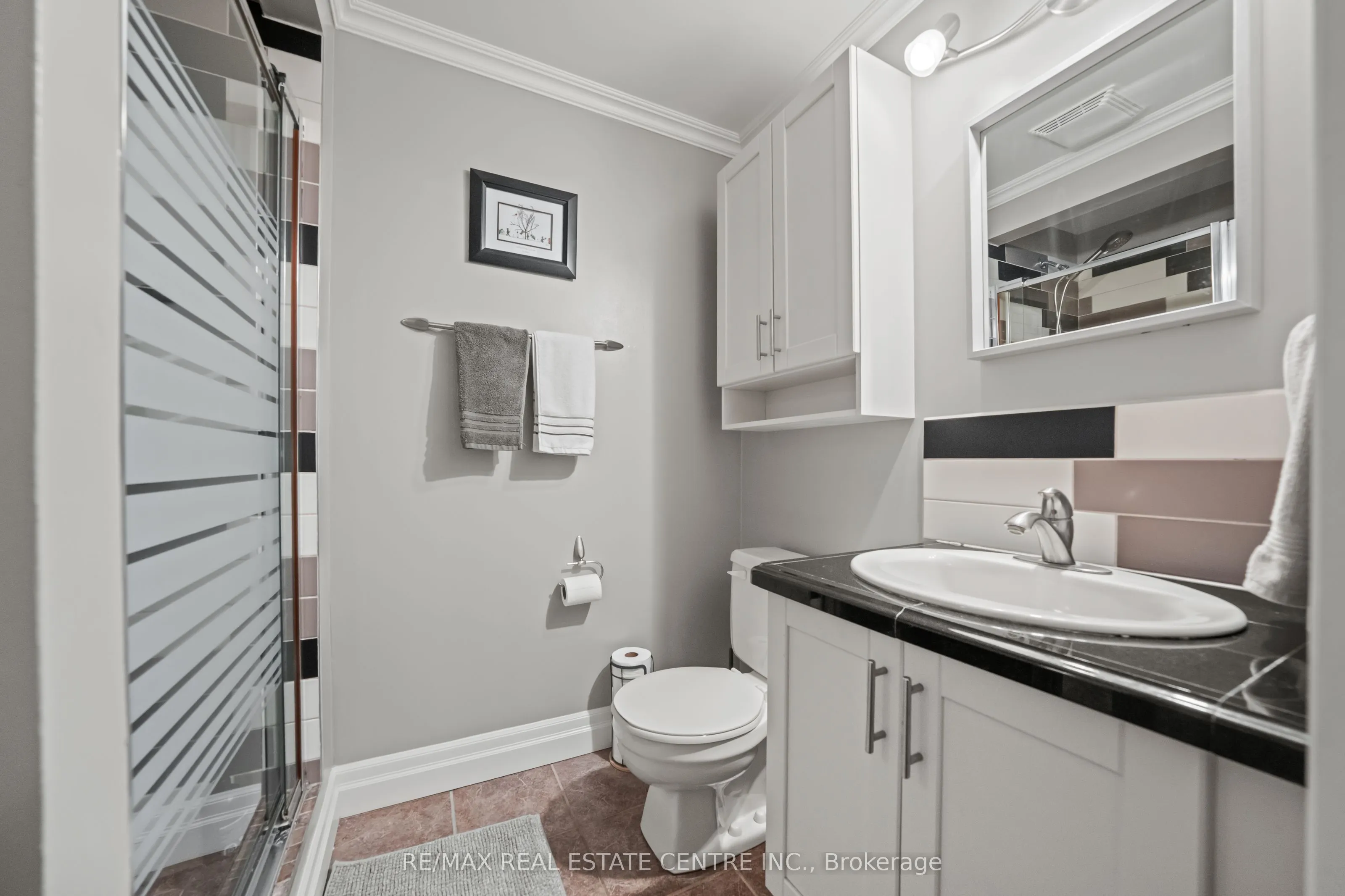 232 Kingswood Drive, #11