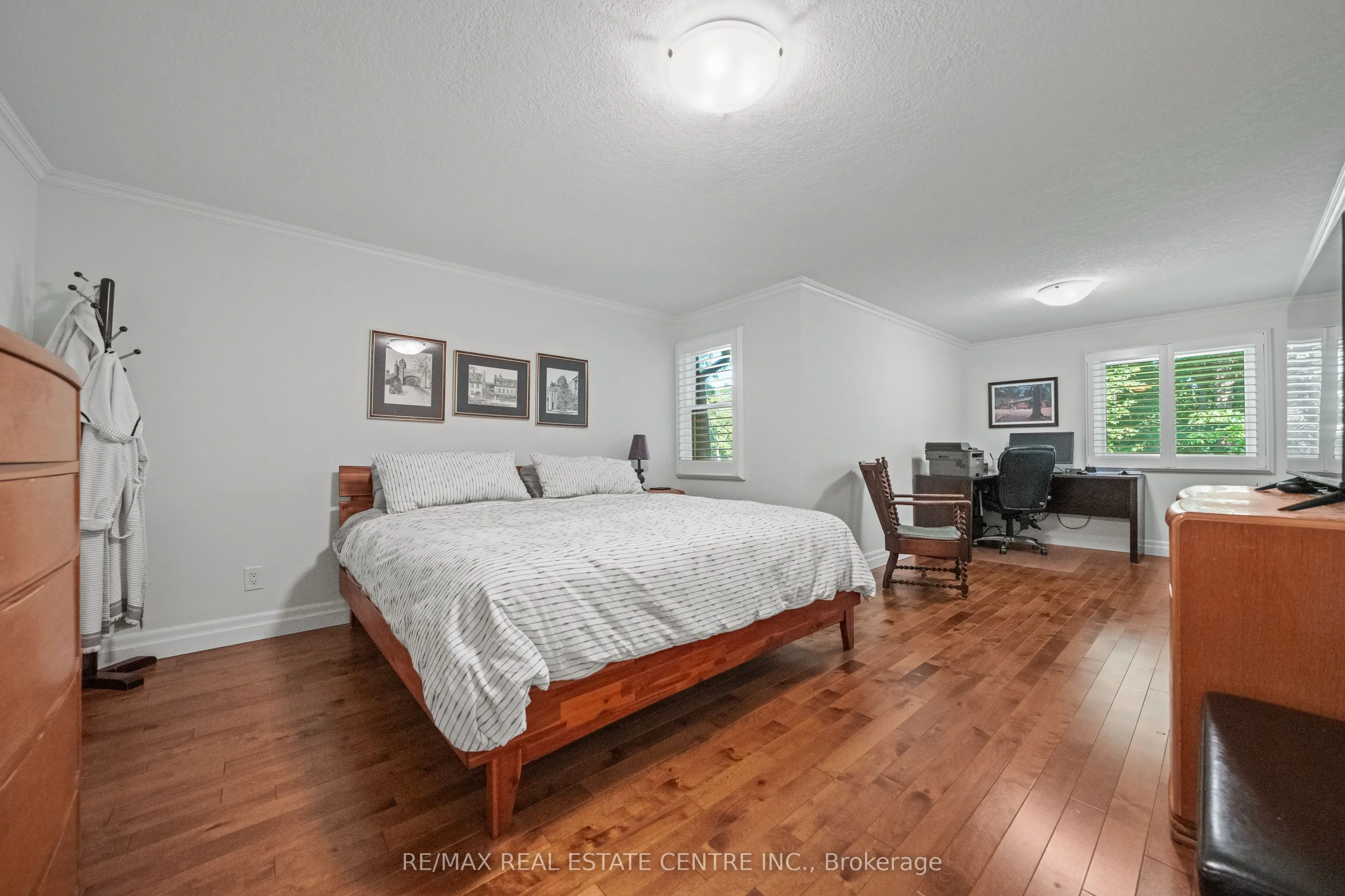 232 Kingswood Drive, #11
