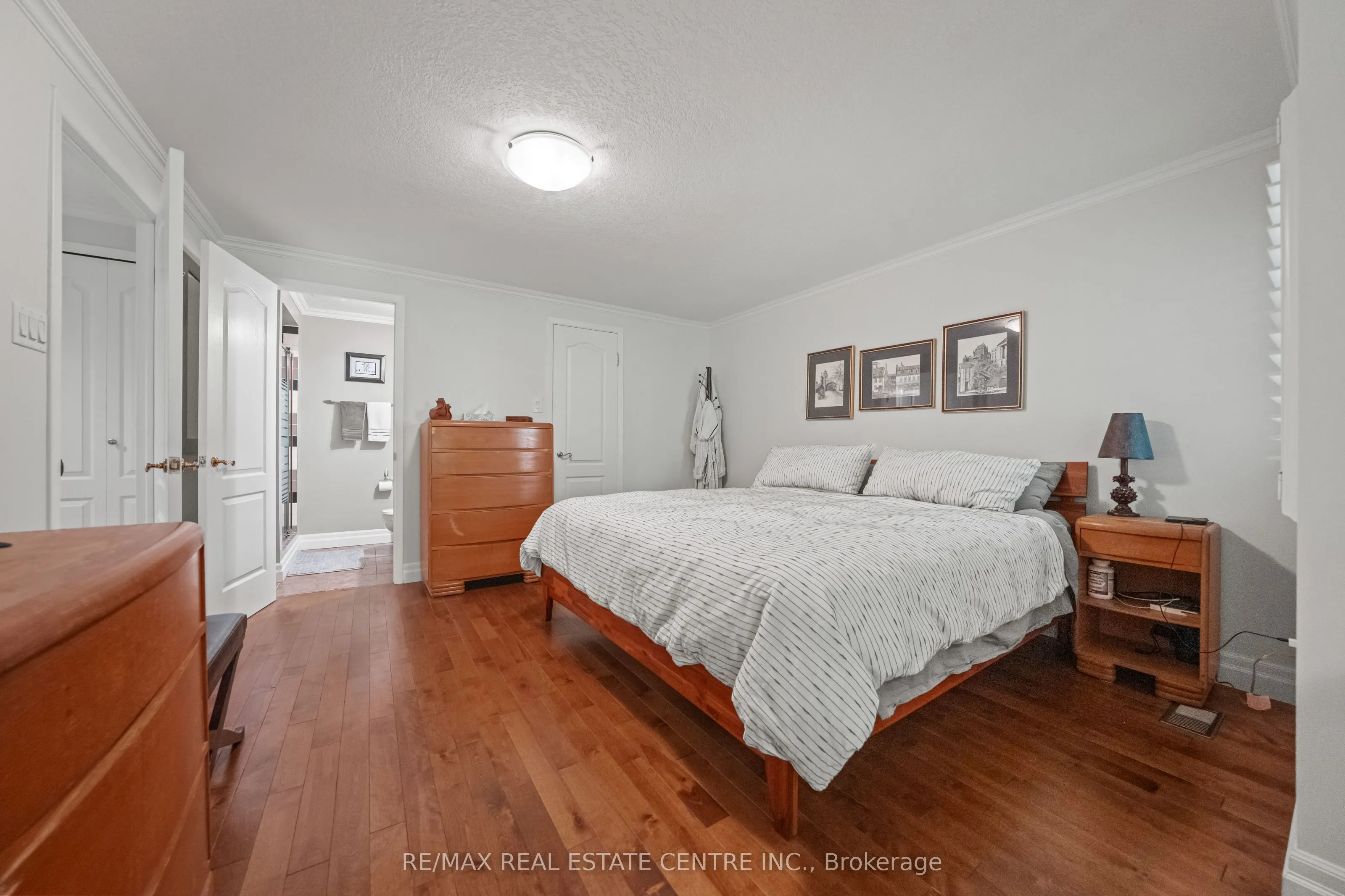 232 Kingswood Drive, #11