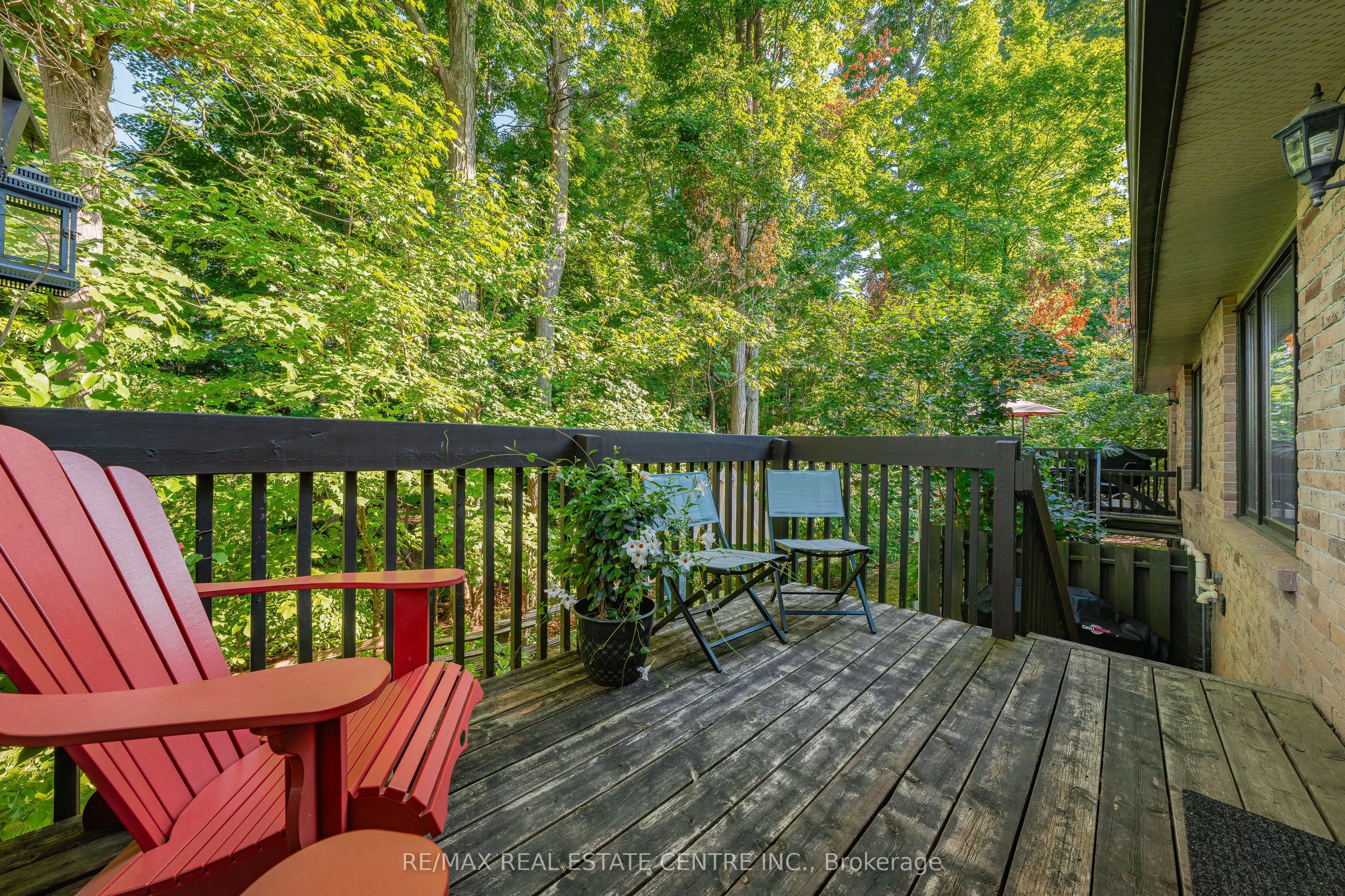 232 Kingswood Drive, #11