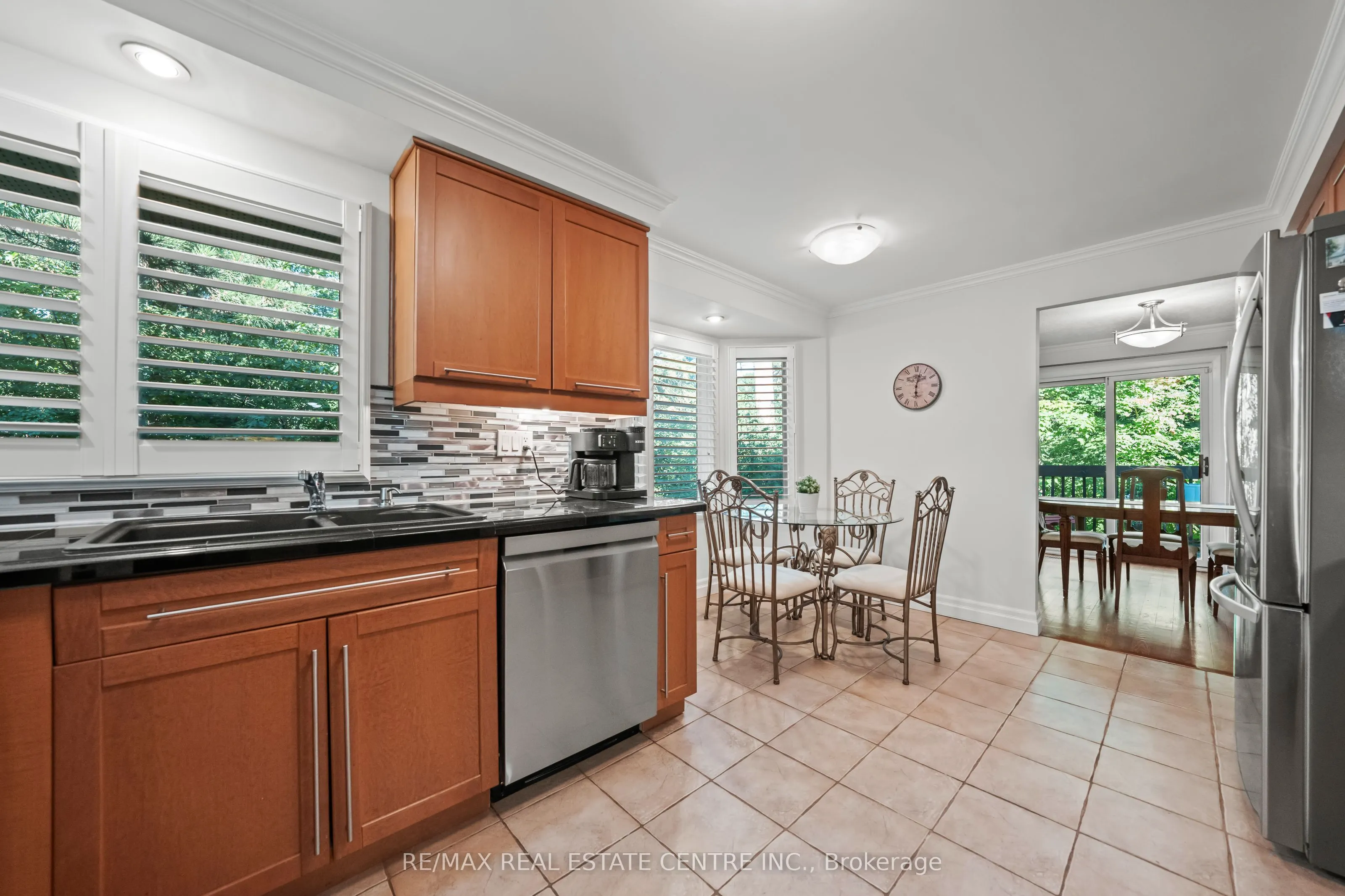 232 Kingswood Drive, #11