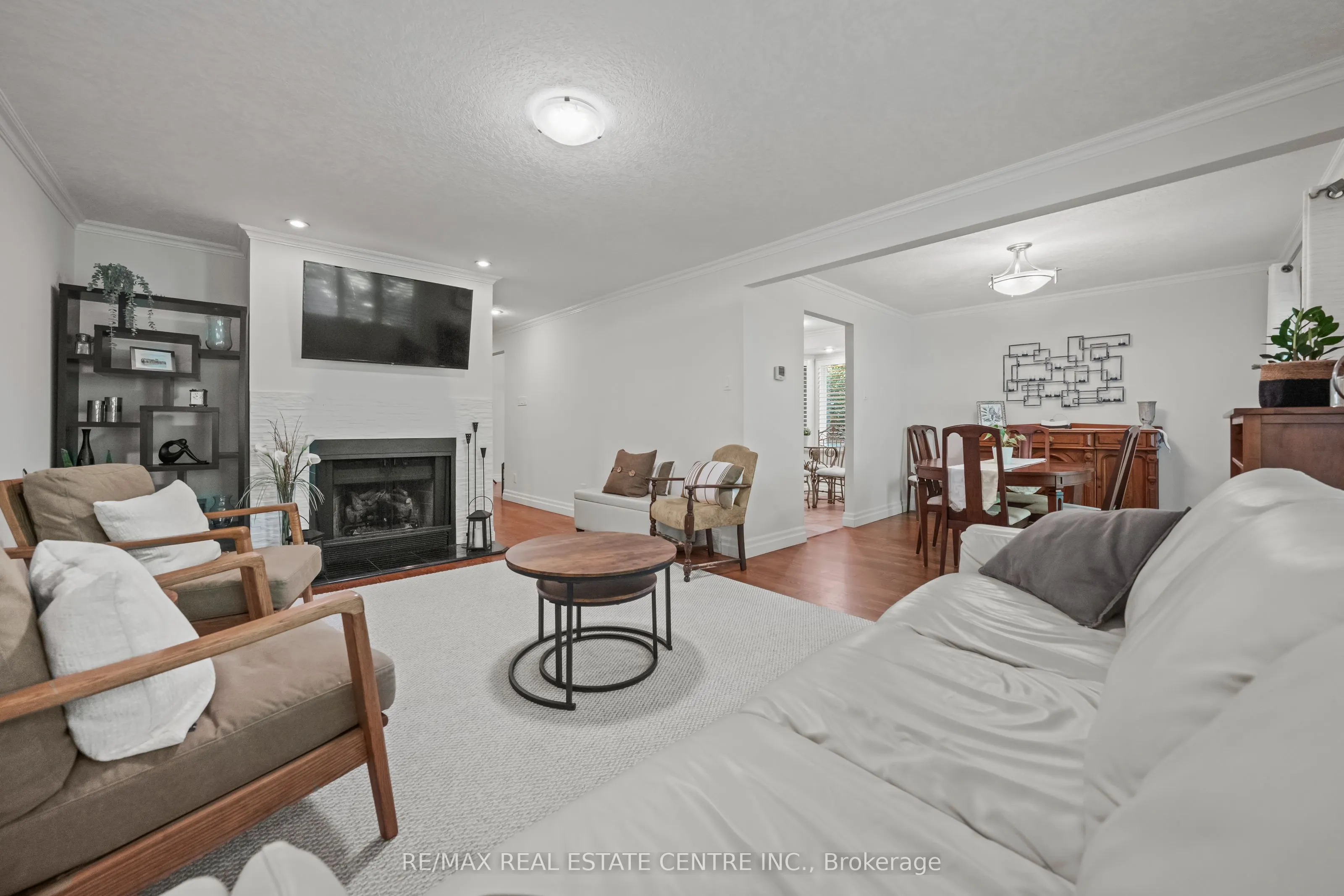 232 Kingswood Drive, #11