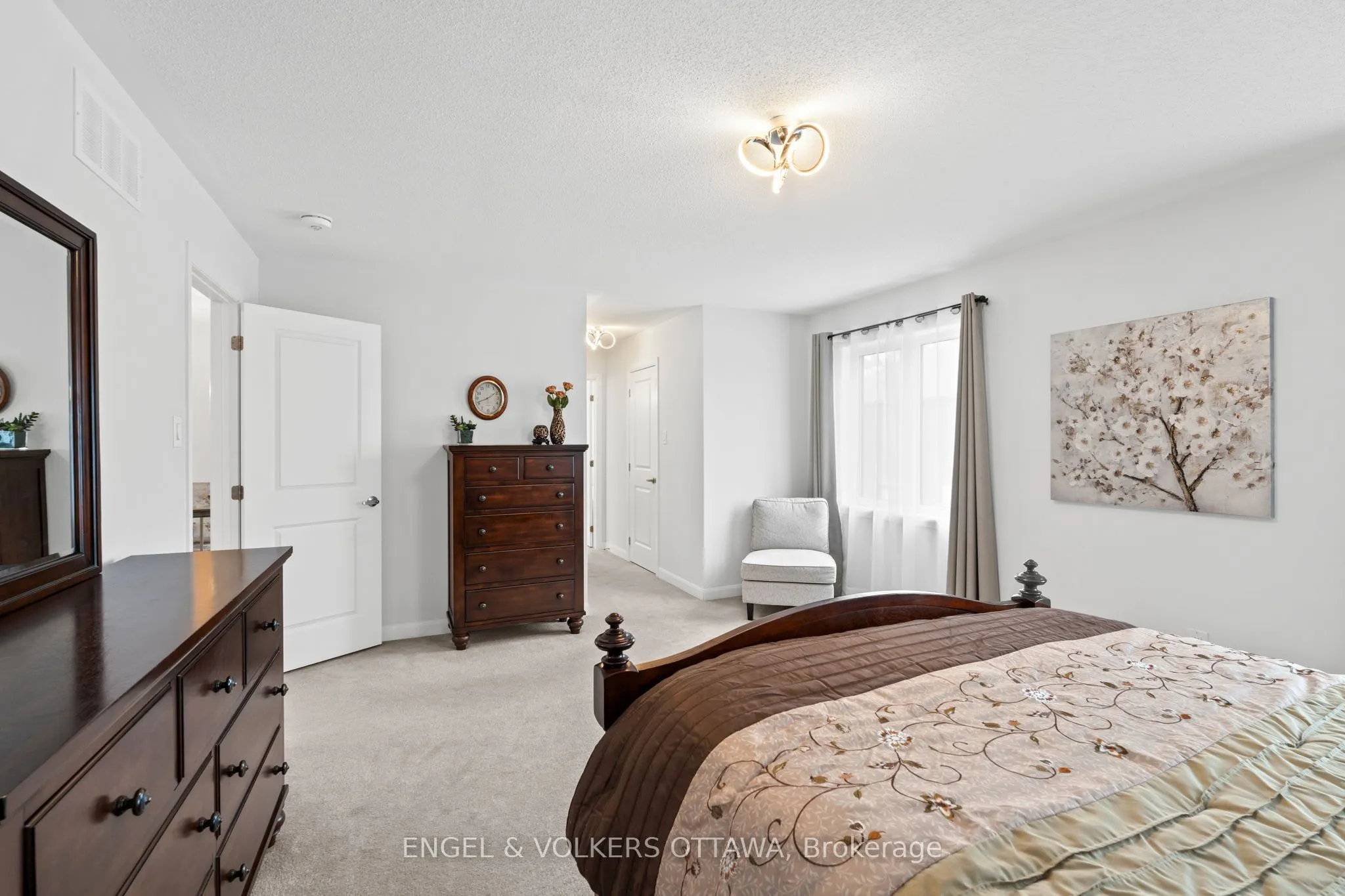 195 Alex Polowin Avenue