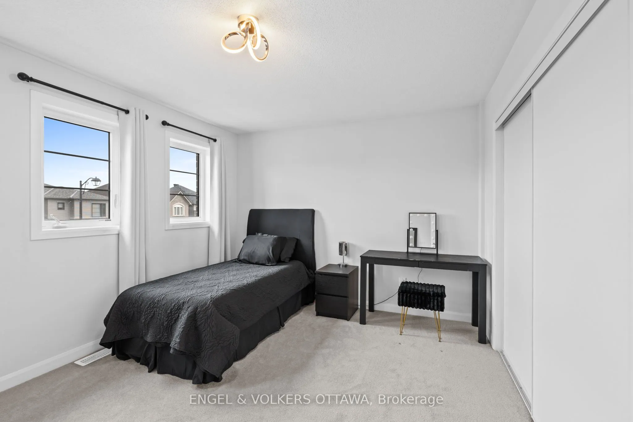 195 Alex Polowin Avenue