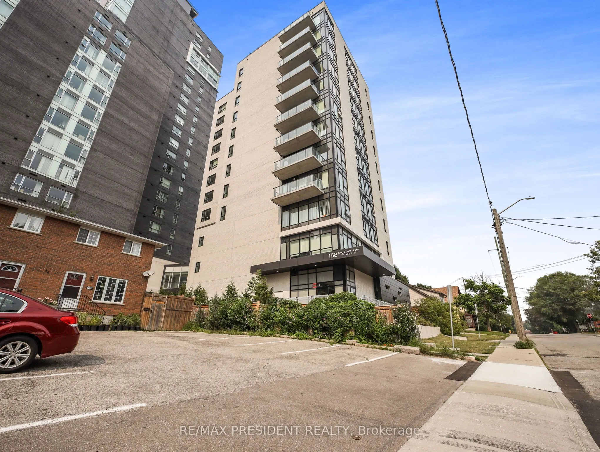 160 King Street N, #601