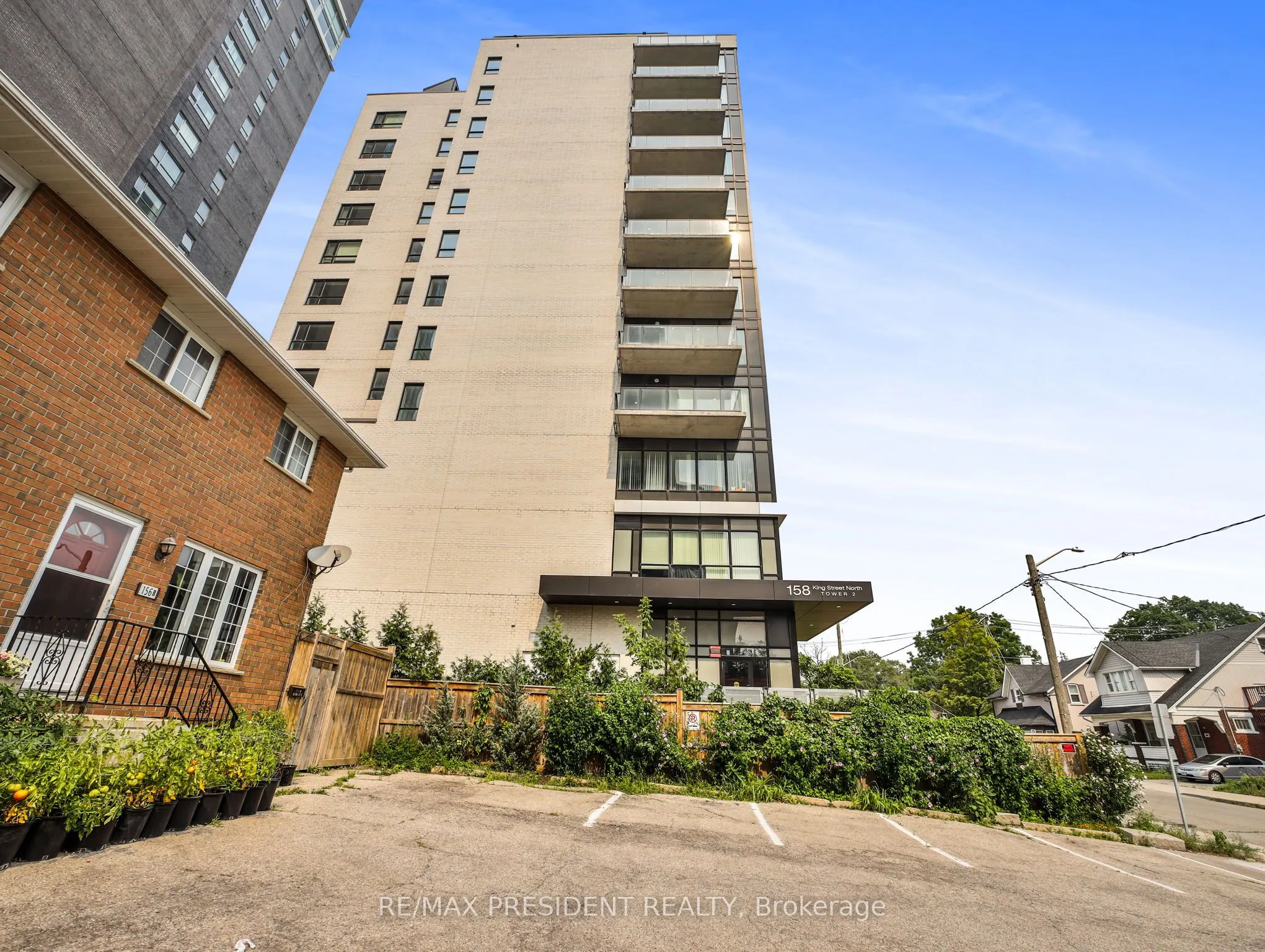 160 King Street N, #601