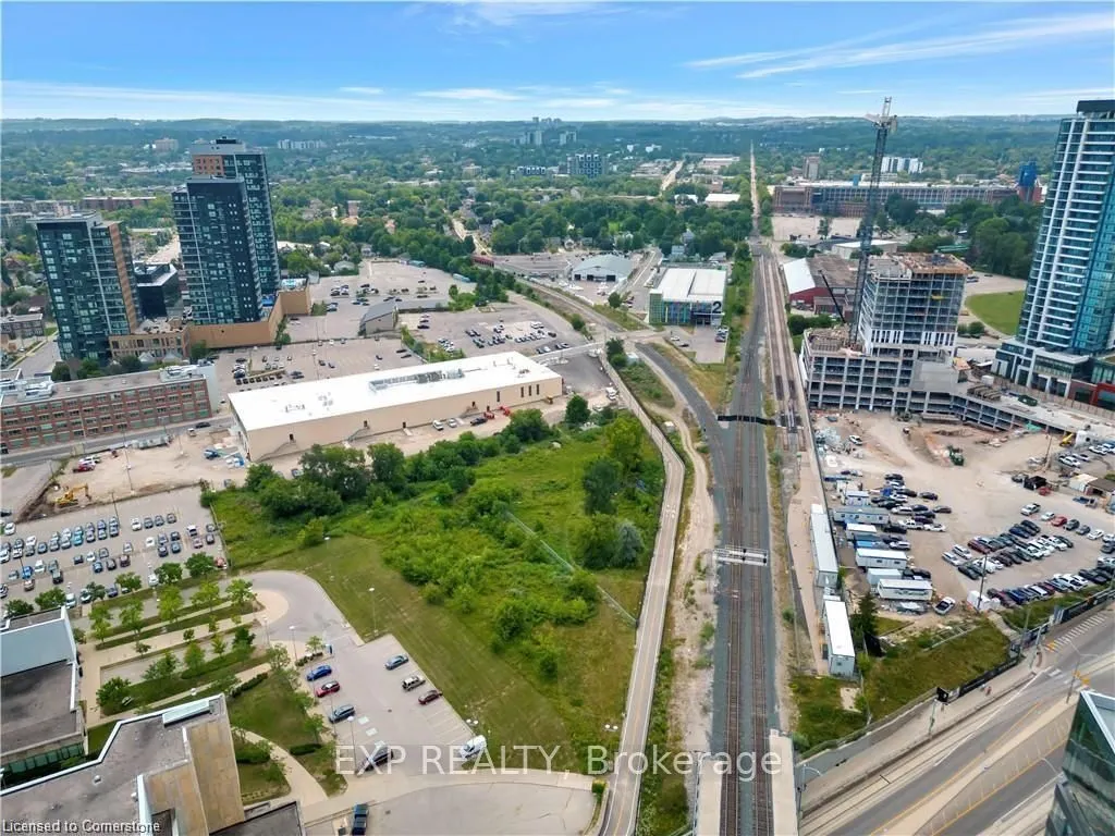 1 Victoria Street S, #1403