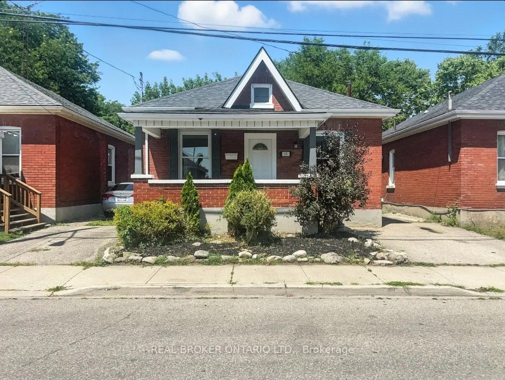 13 Salisbury Avenue