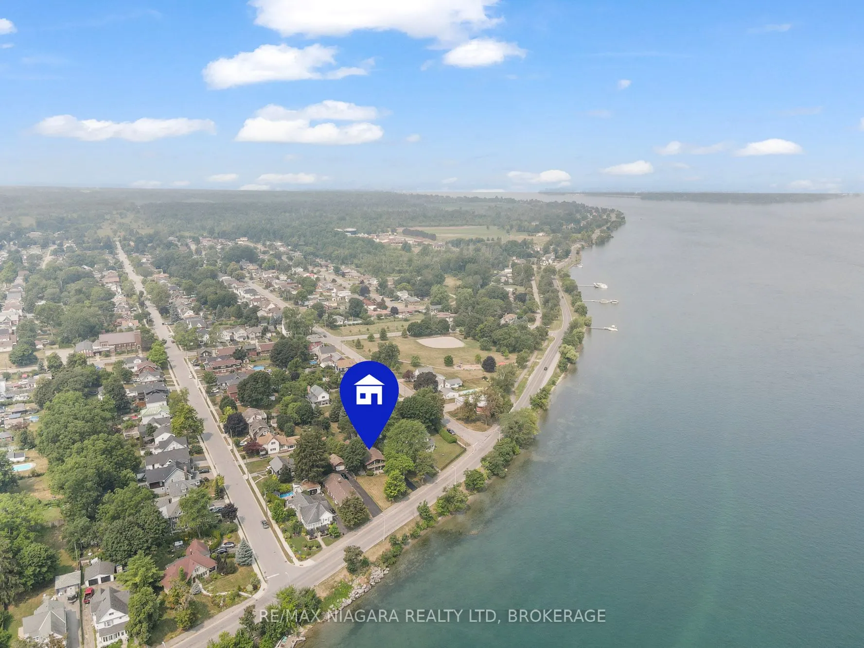 735 Niagara Boulevard